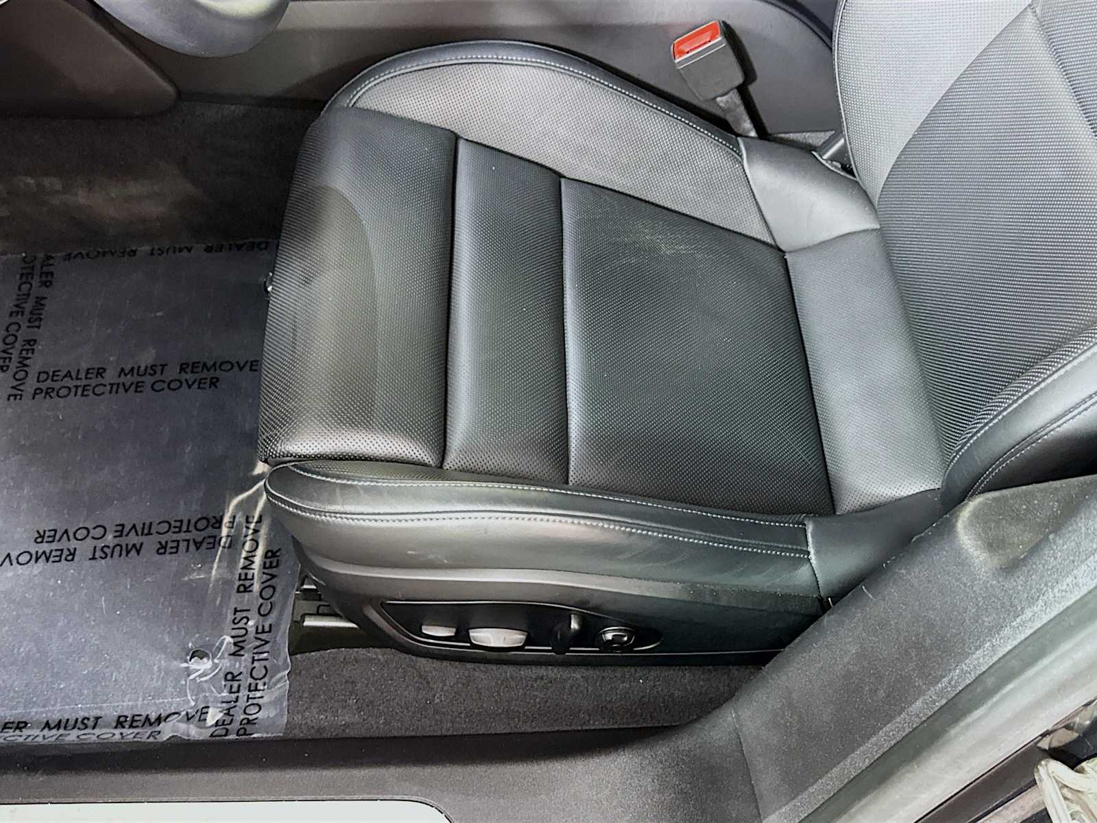 Thumbnail: 2020 Porsche Taycan - 15