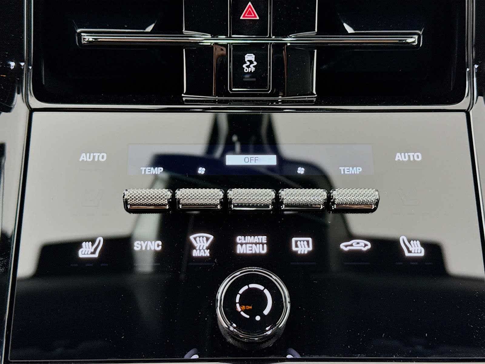 Thumbnail: 2026 Porsche Panamera - 13