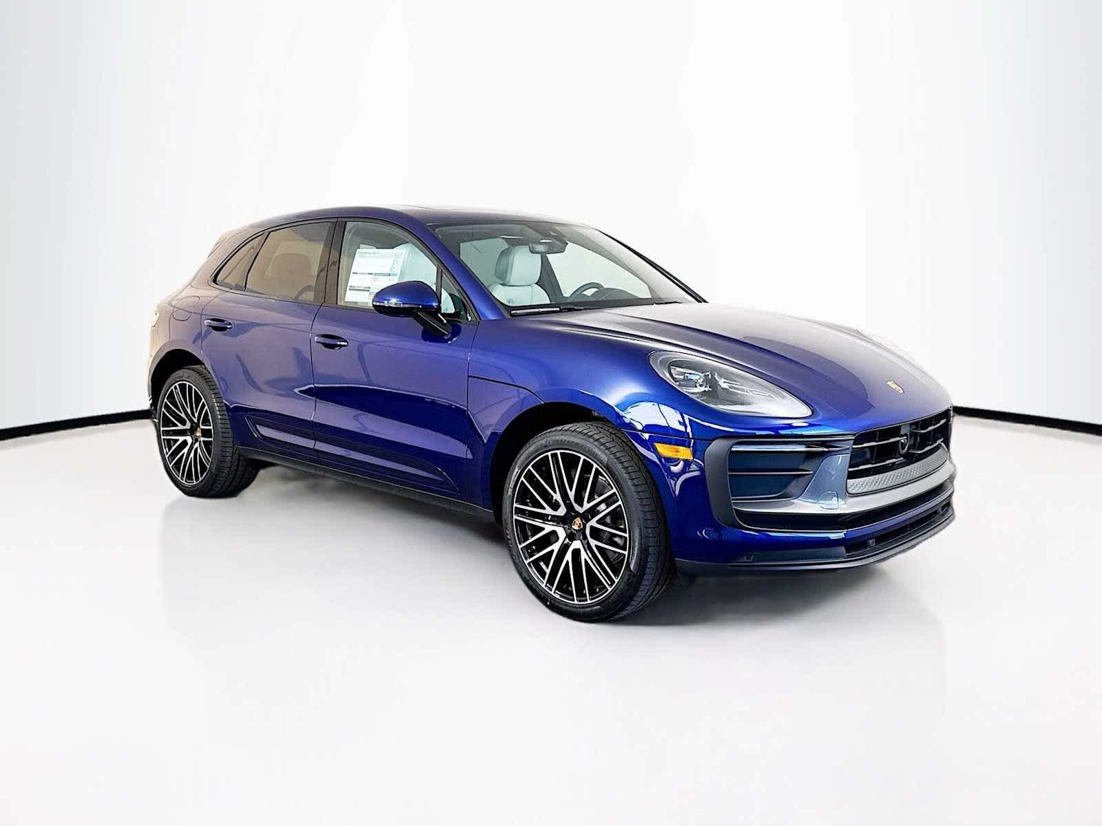 Thumbnail: 2026 Porsche Macan - 7