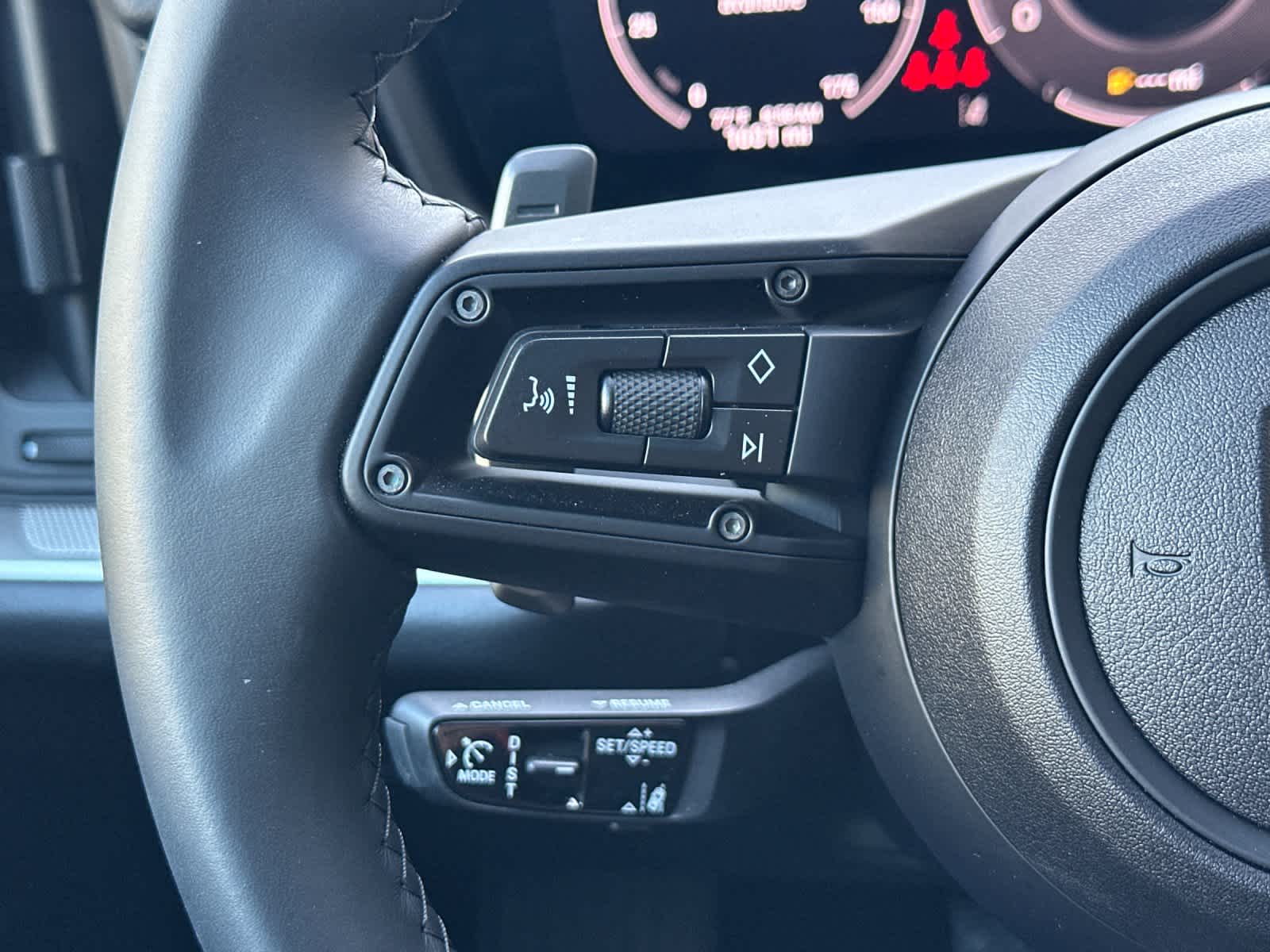 Thumbnail: 2025 Porsche Cayenne - 28