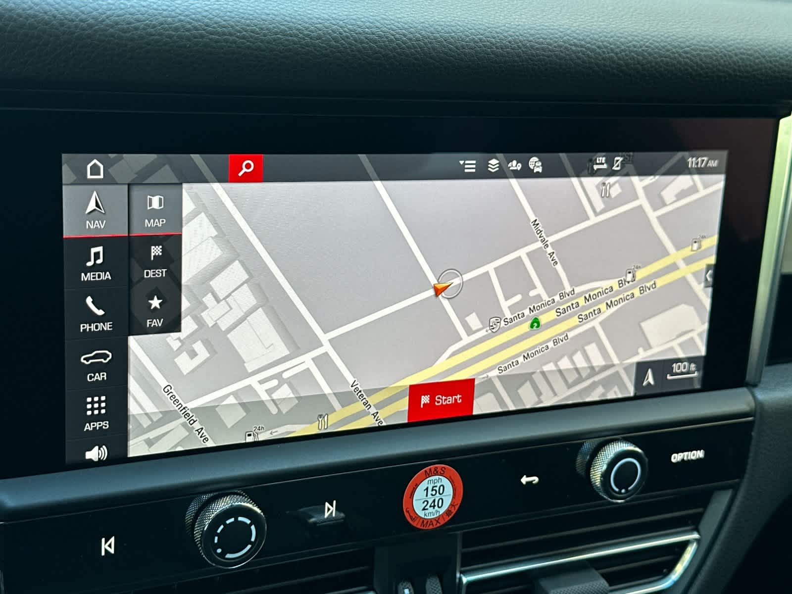 Thumbnail: 2026 Porsche Macan - 22