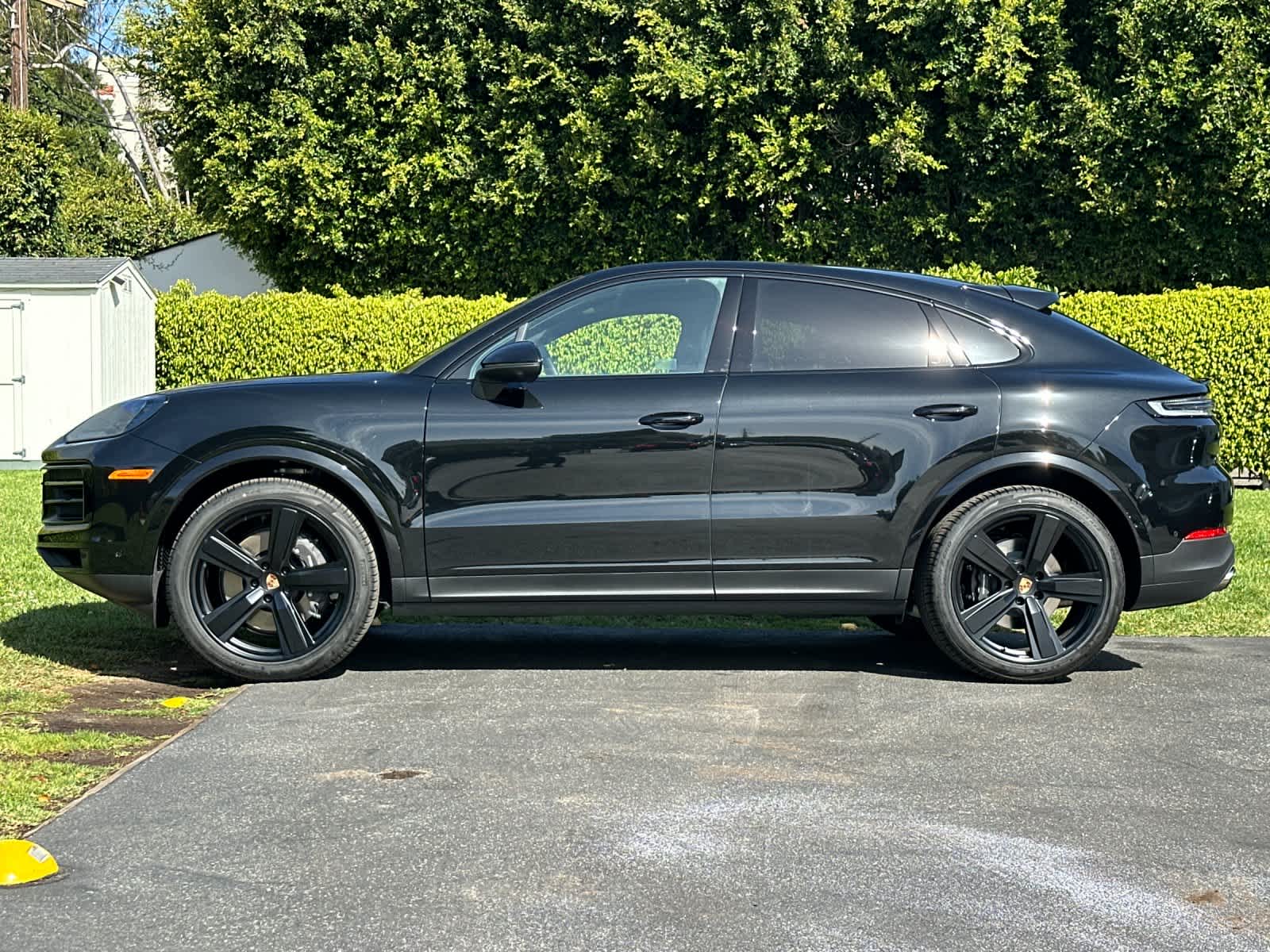 Thumbnail: 2026 Porsche Cayenne - 2