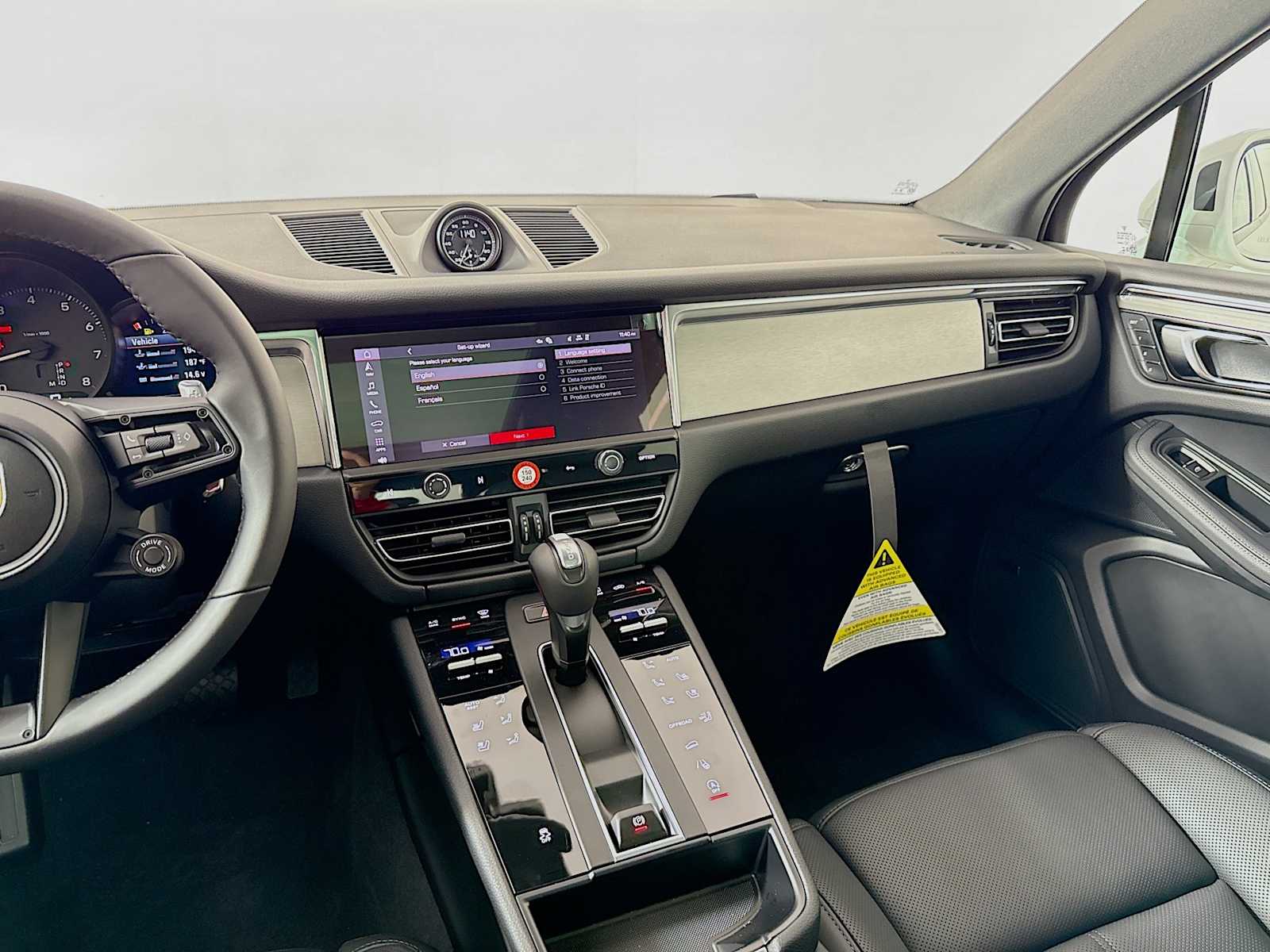 Thumbnail: 2026 Porsche Macan - 19