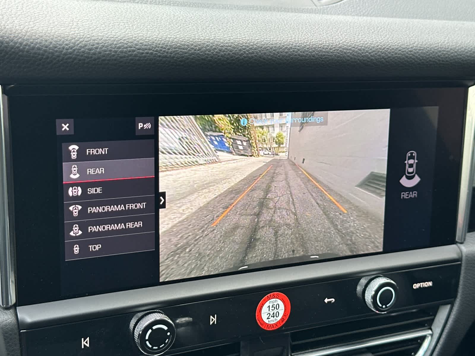 Thumbnail: 2025 Porsche Macan - 22