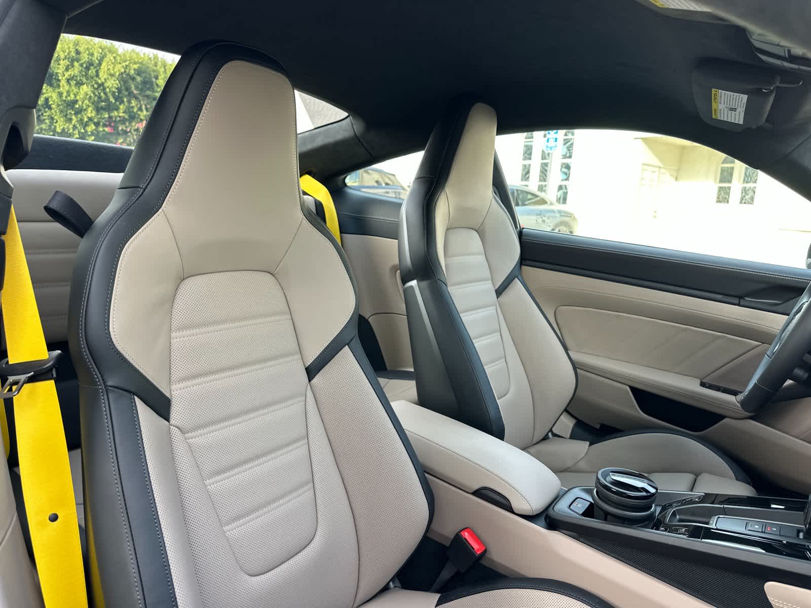 Thumbnail: 2026 Porsche 911 - 29