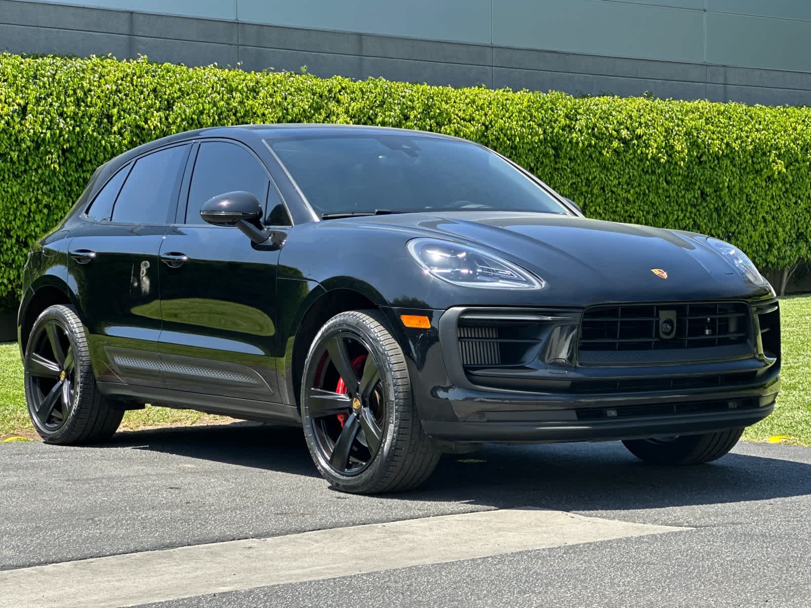 Thumbnail: 2024 Porsche Macan - 10
