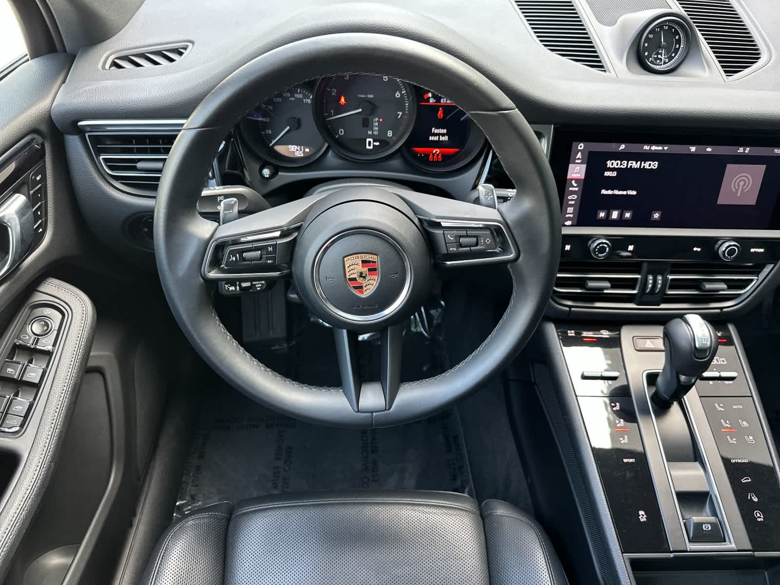 Thumbnail: 2023 Porsche Macan - 14