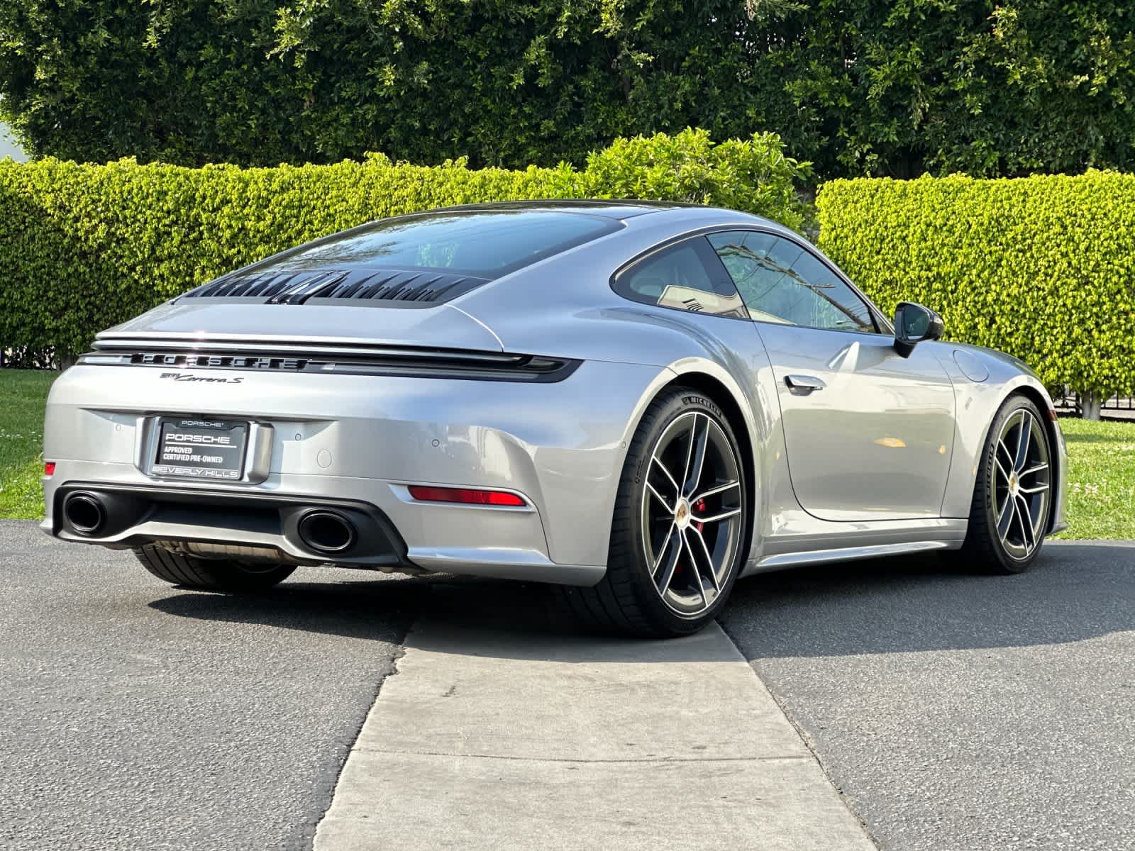 Thumbnail: 2025 Porsche 911 - 7