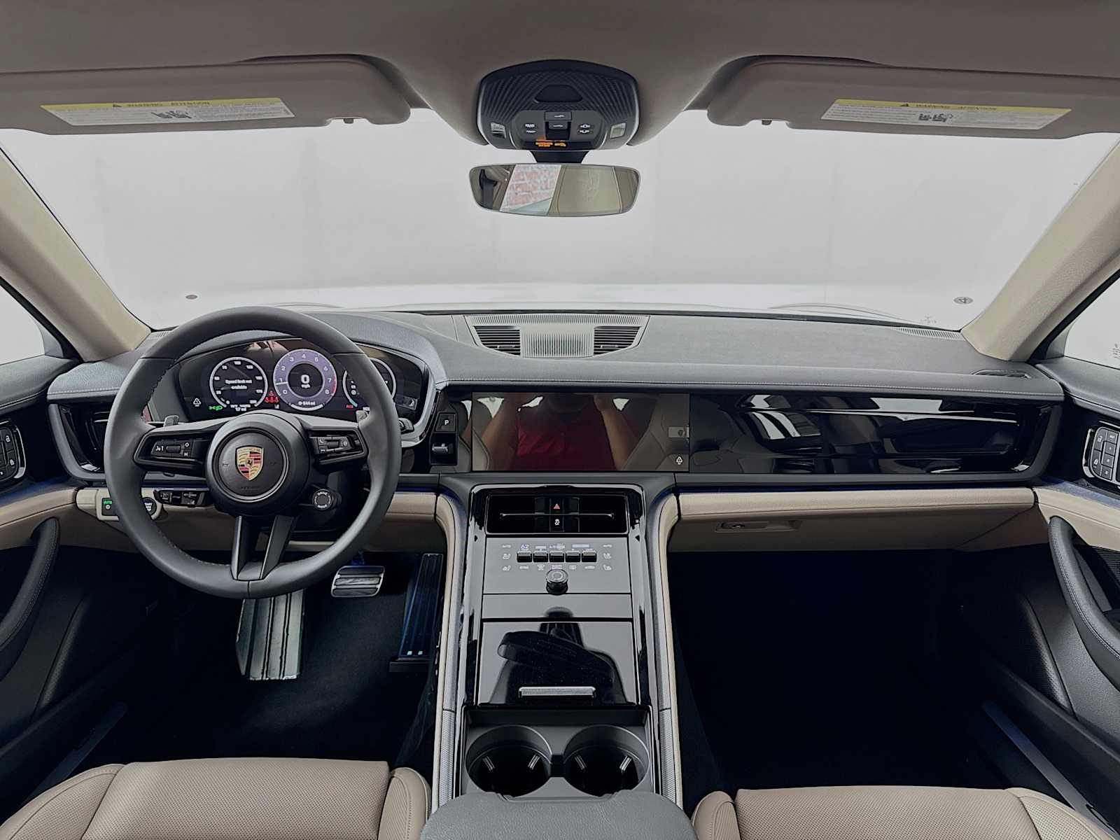 Thumbnail: 2025 Porsche Panamera - 27