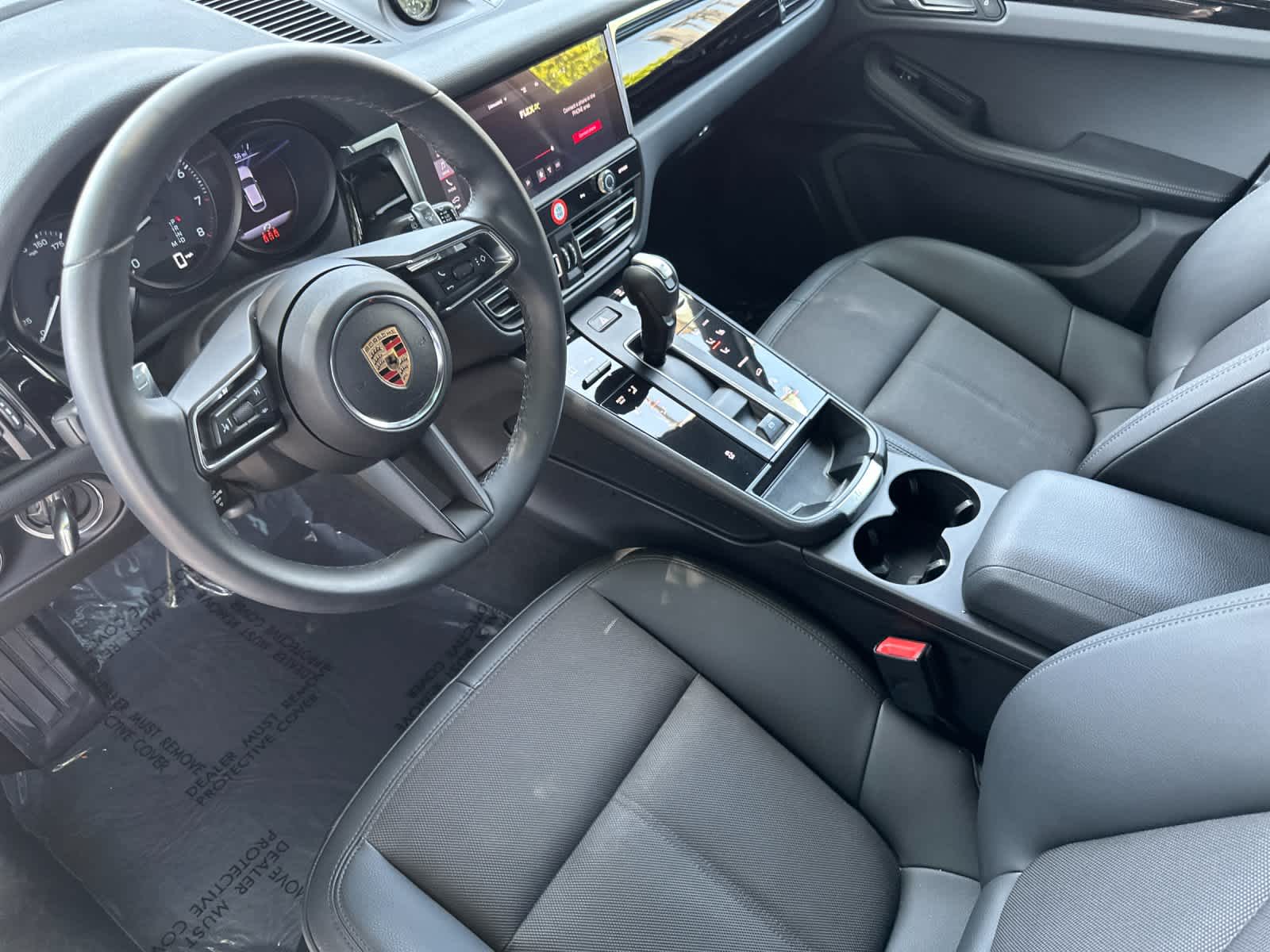 Thumbnail: 2024 Porsche Macan - 4