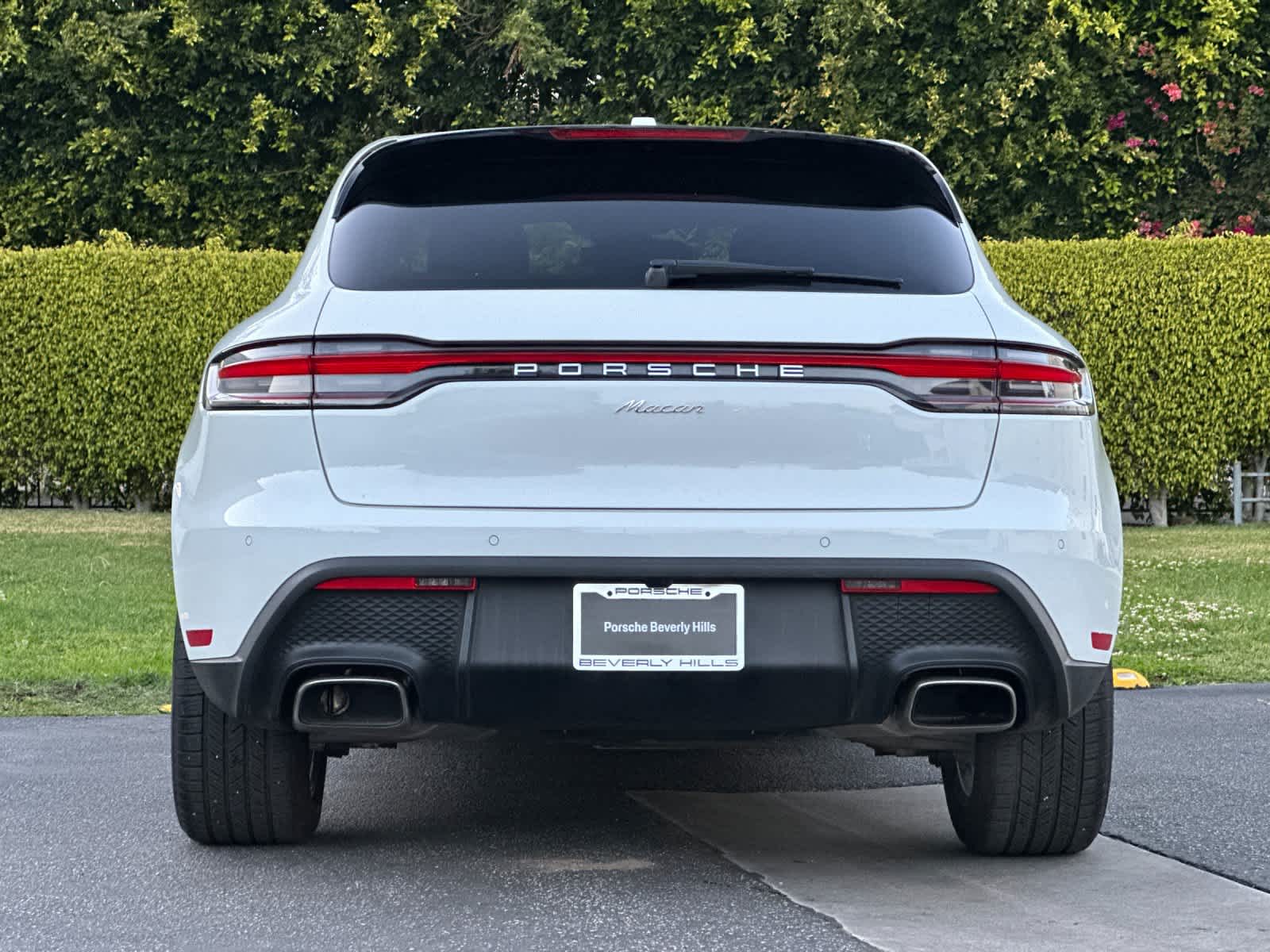 Thumbnail: 2025 Porsche Macan - 7
