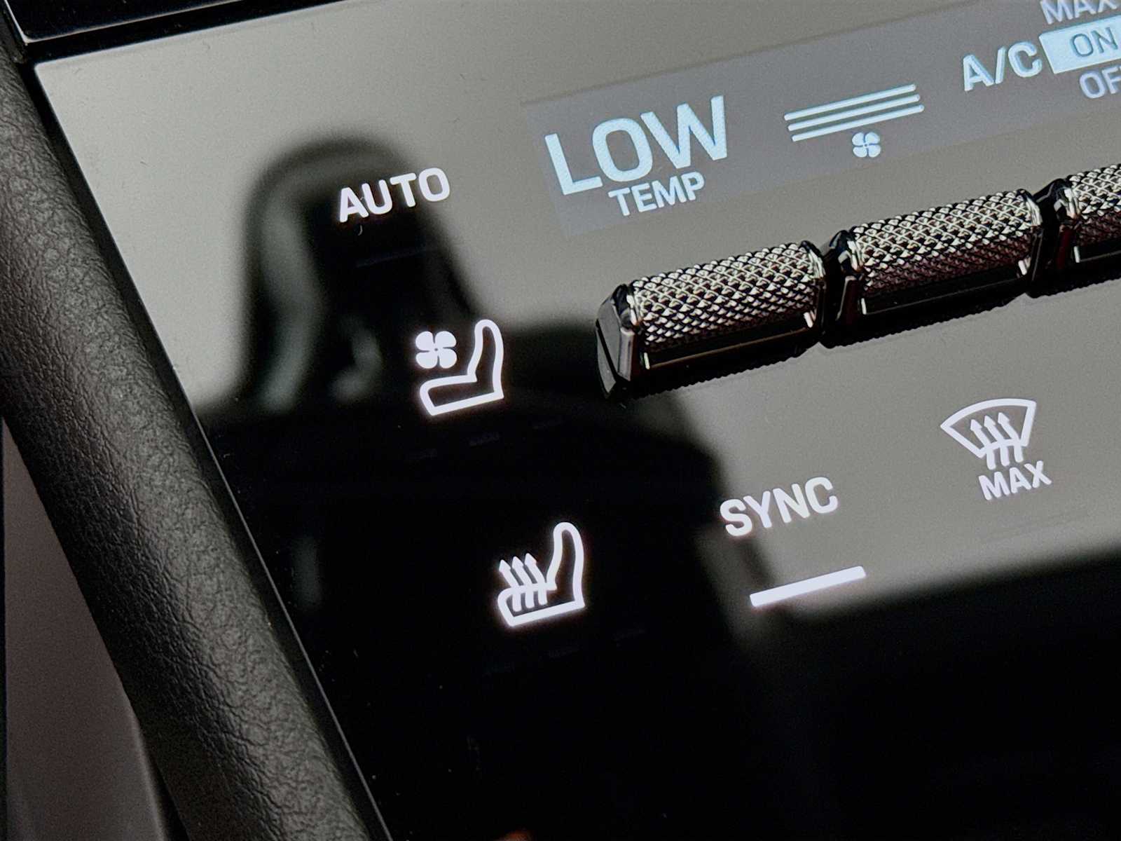 Thumbnail: 2025 Porsche Cayenne - 16