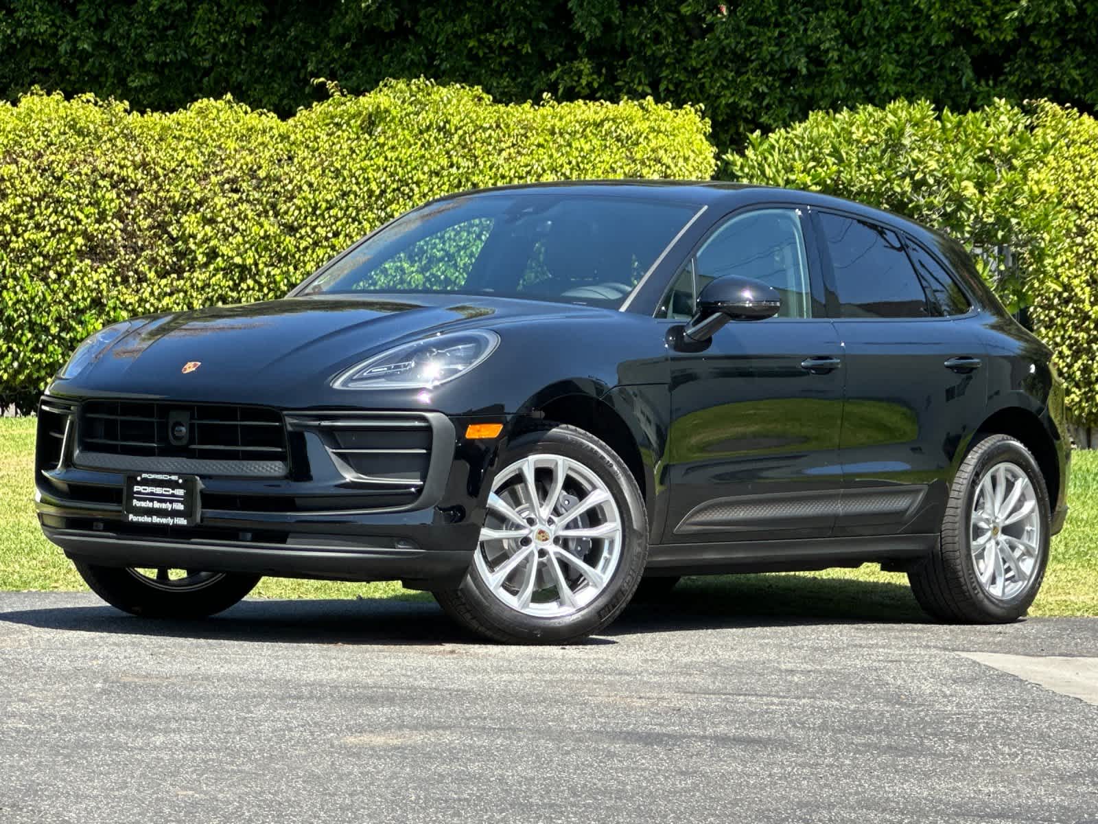 2026 Porsche Macan T
