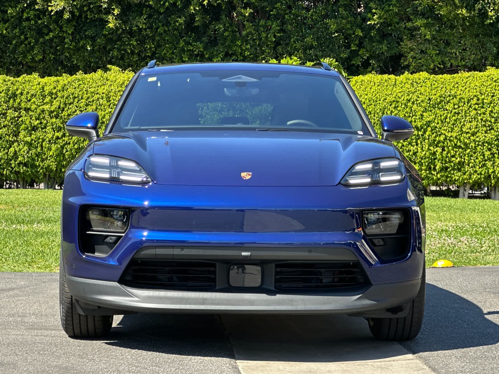 Thumbnail: 2026 Porsche Macan - 11