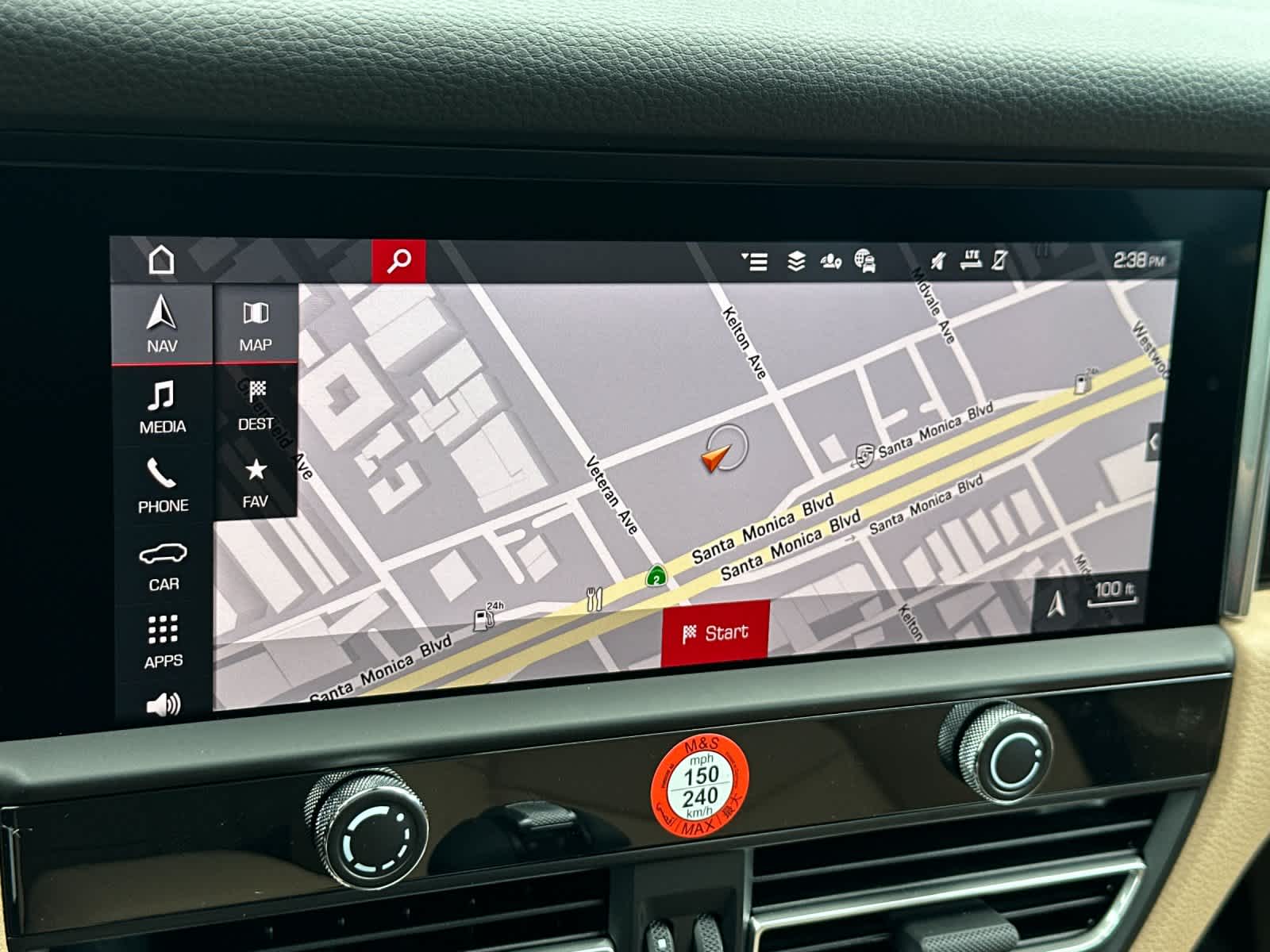 Thumbnail: 2026 Porsche Macan - 22