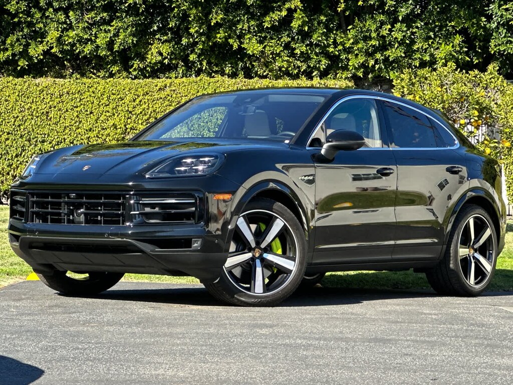 New 2025 Porsche Cayenne S E-Hybrid SUV