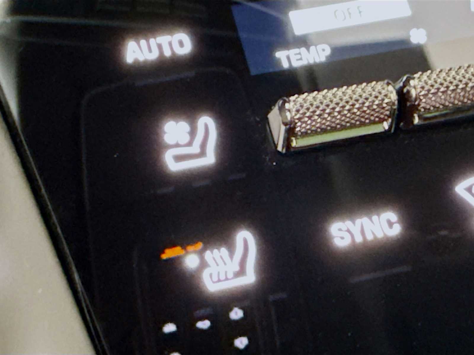 Thumbnail: 2025 Porsche Macan - 16