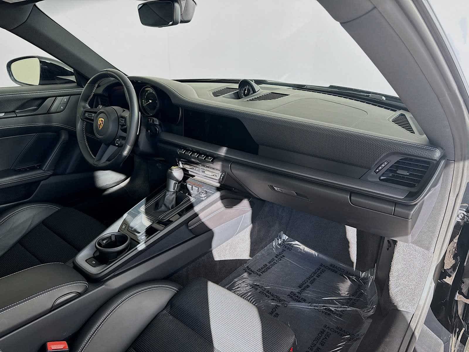 Thumbnail: 2022 Porsche 911 - 23