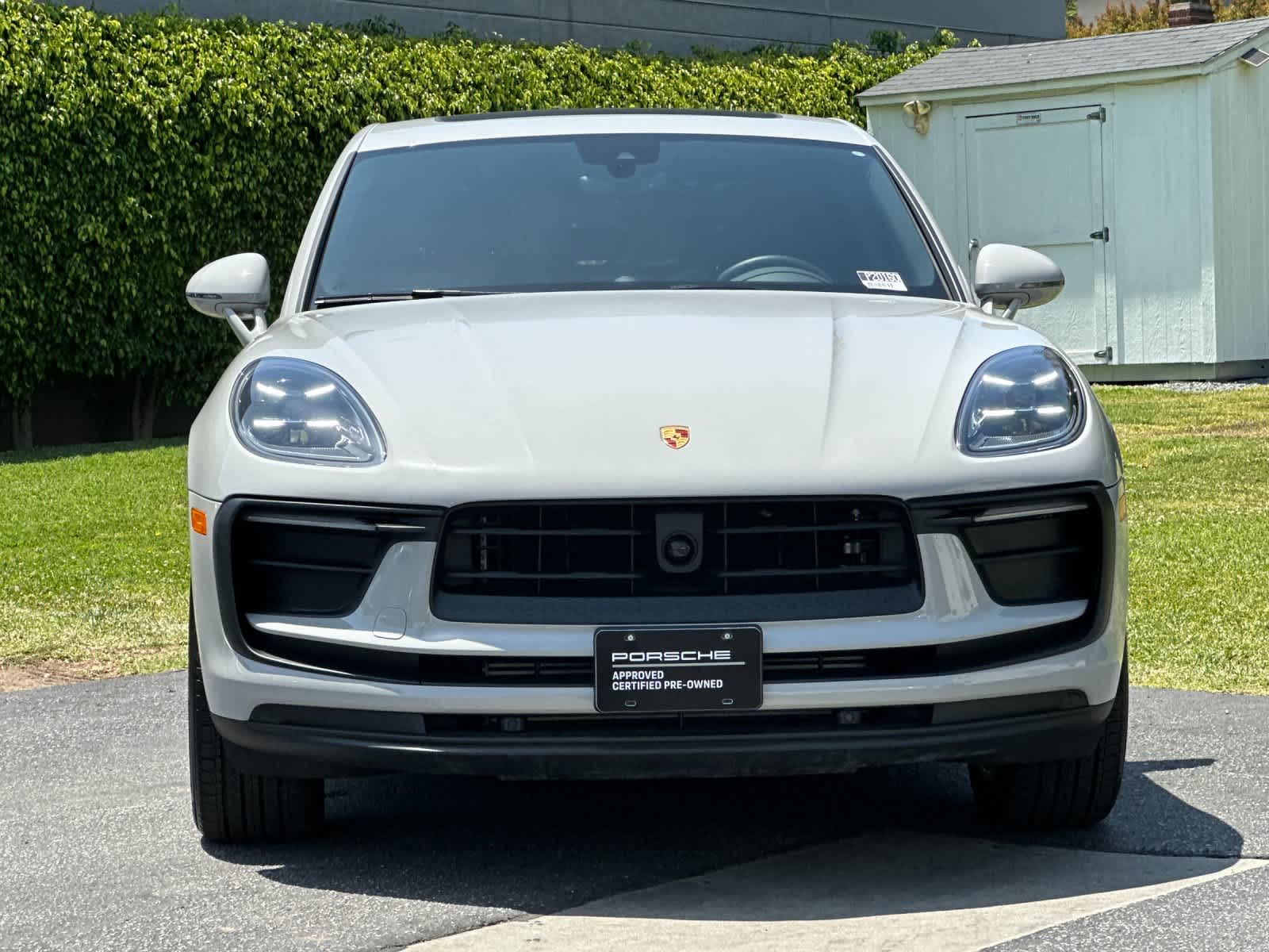 Thumbnail: 2024 Porsche Macan - 11