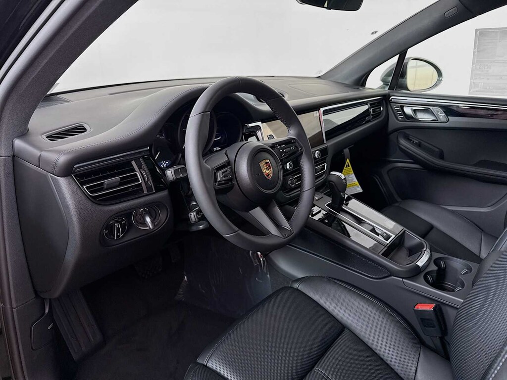 New 2025 Porsche Macan SUV
