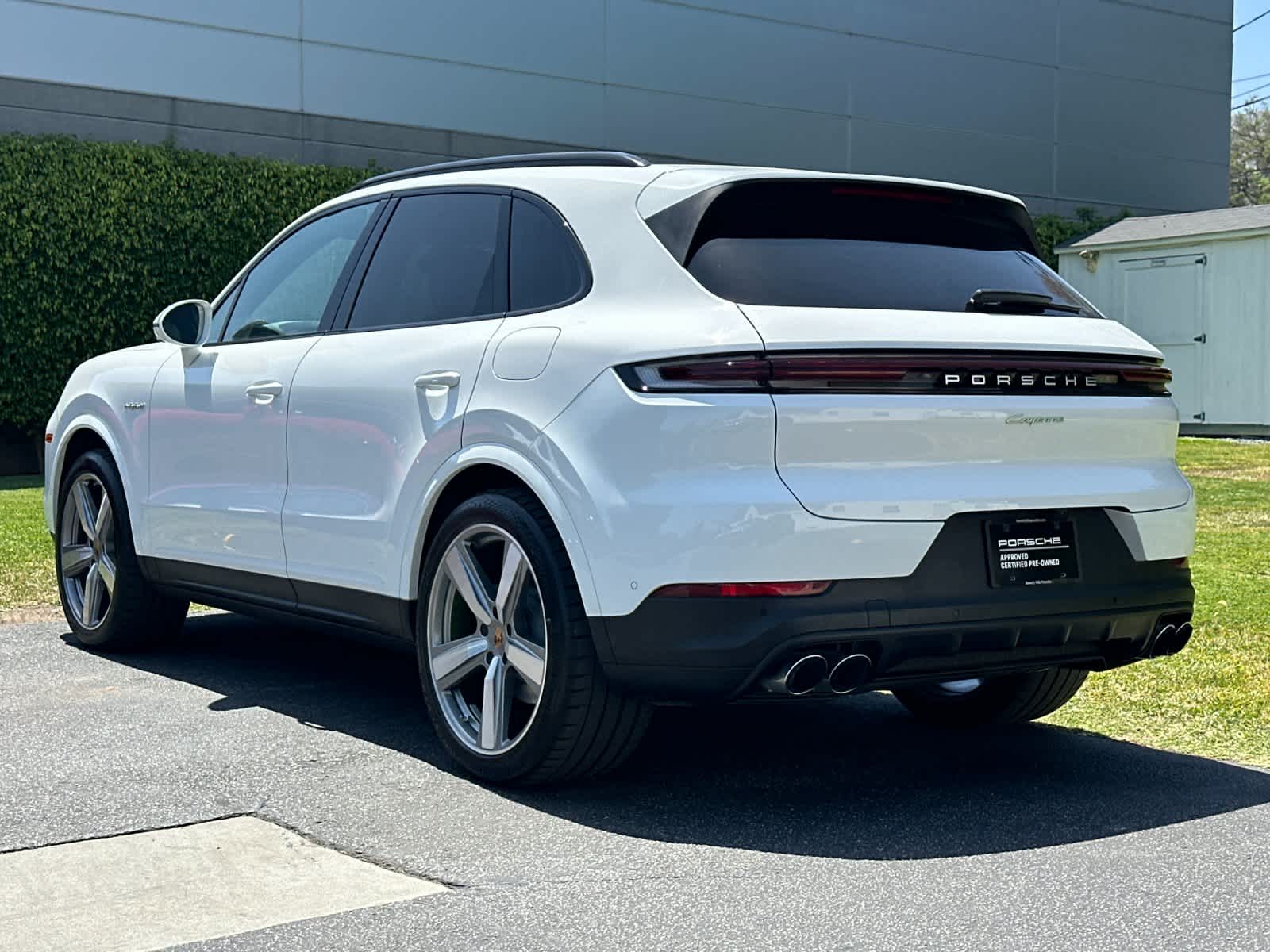 Thumbnail: 2025 Porsche Cayenne - 3