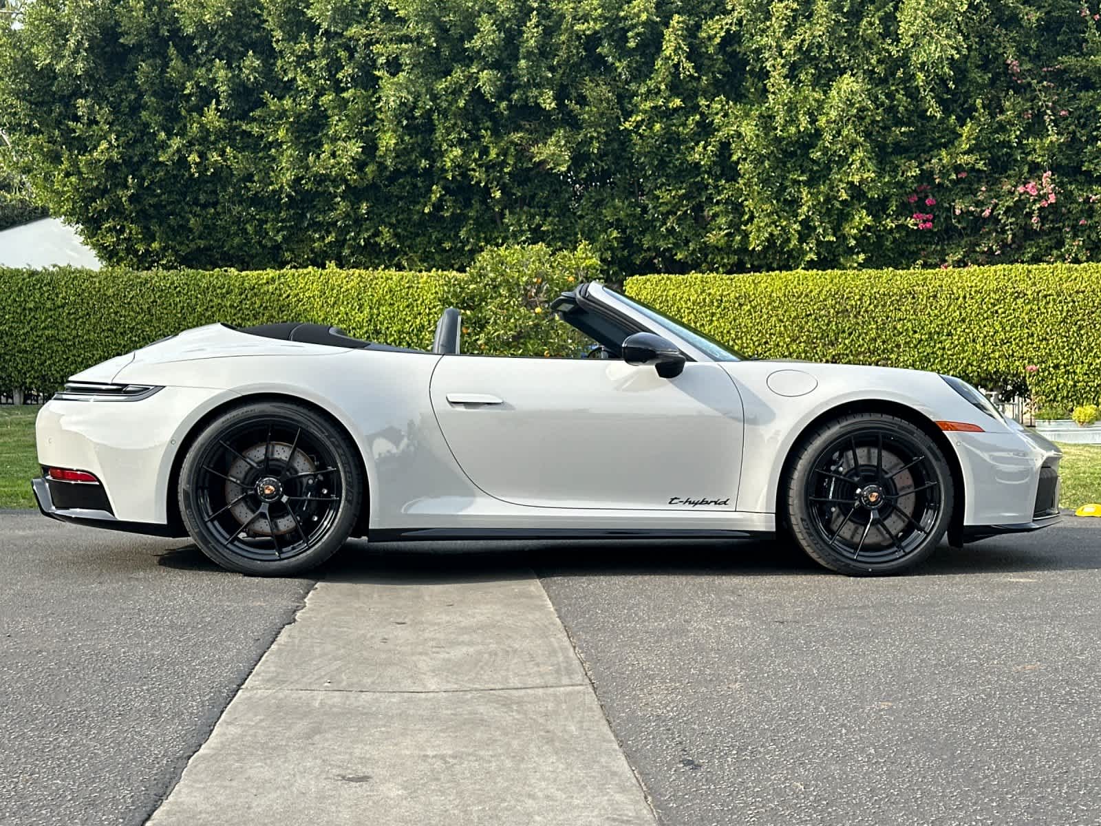 Thumbnail: 2026 Porsche 911 - 7