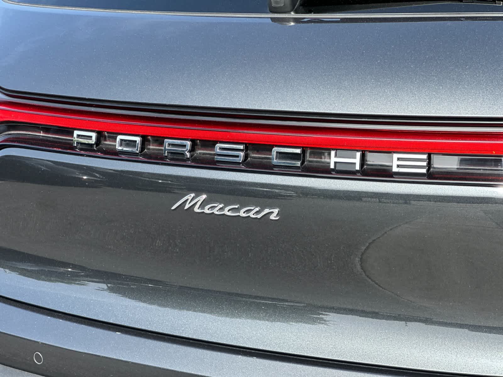 Thumbnail: 2025 Porsche Macan - 33