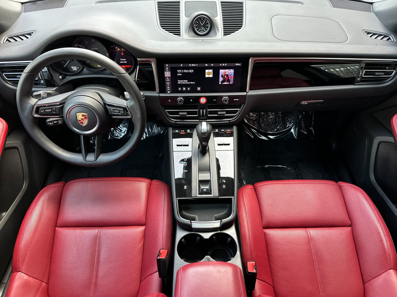 Thumbnail: 2025 Porsche Macan - 6