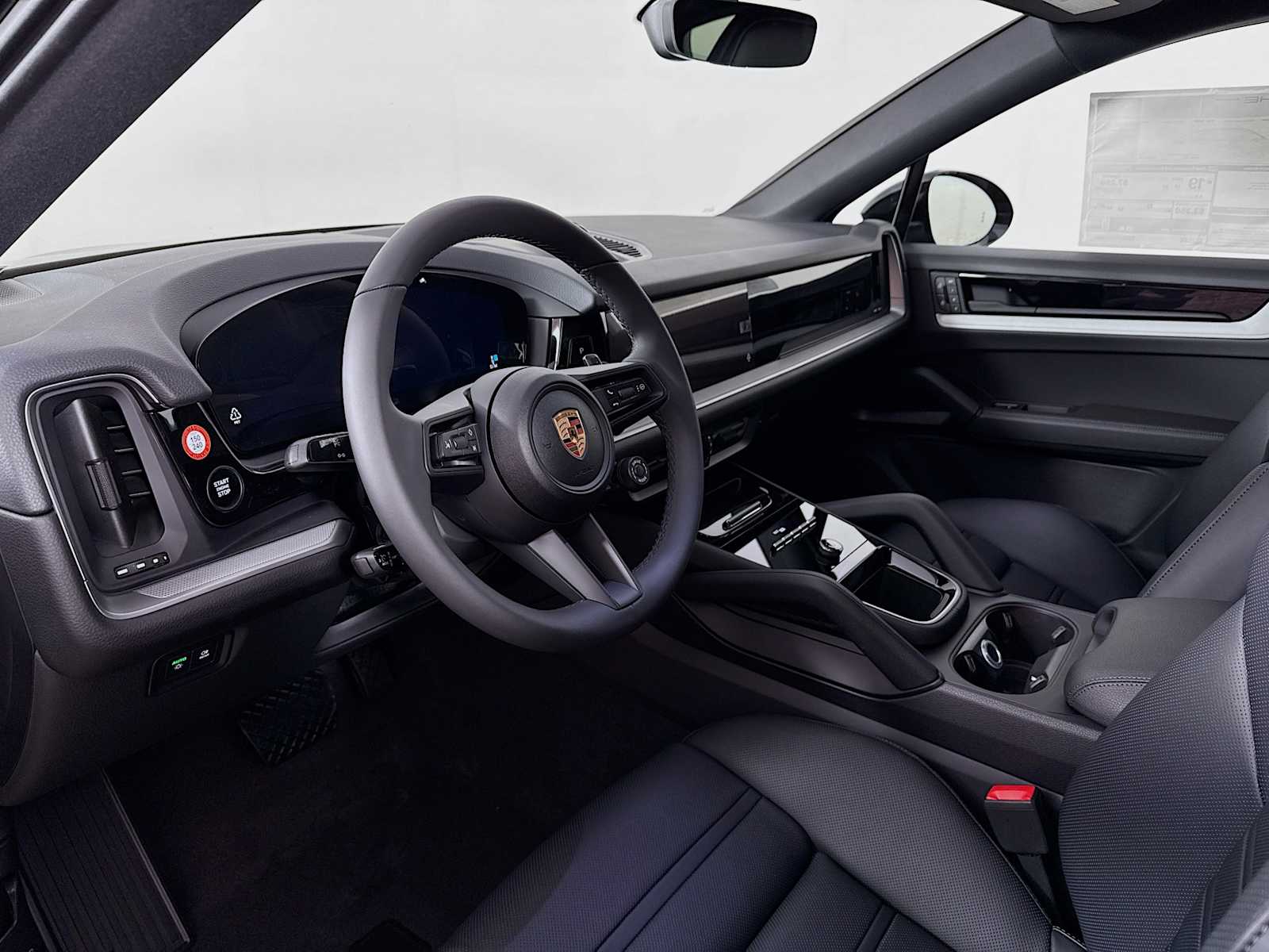 Thumbnail: 2025 Porsche Cayenne - 4