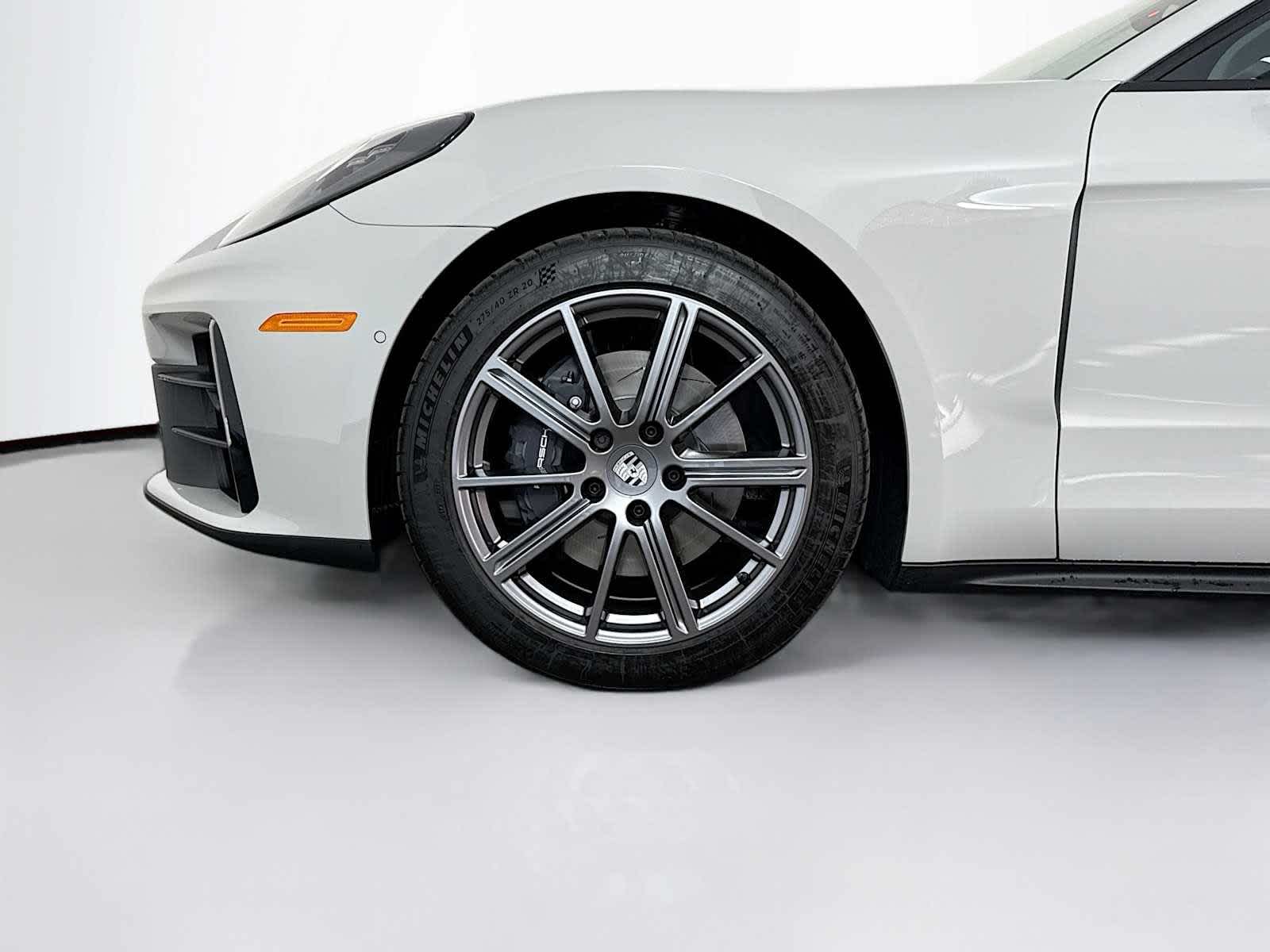 Thumbnail: 2026 Porsche Panamera - 24