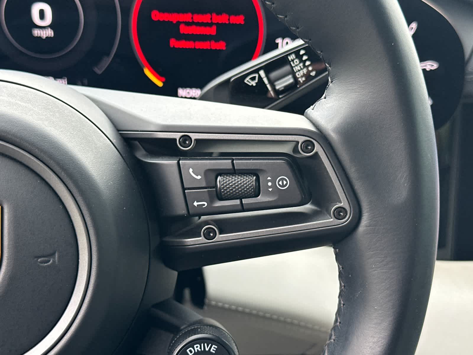 Thumbnail: 2022 Porsche Taycan - 28