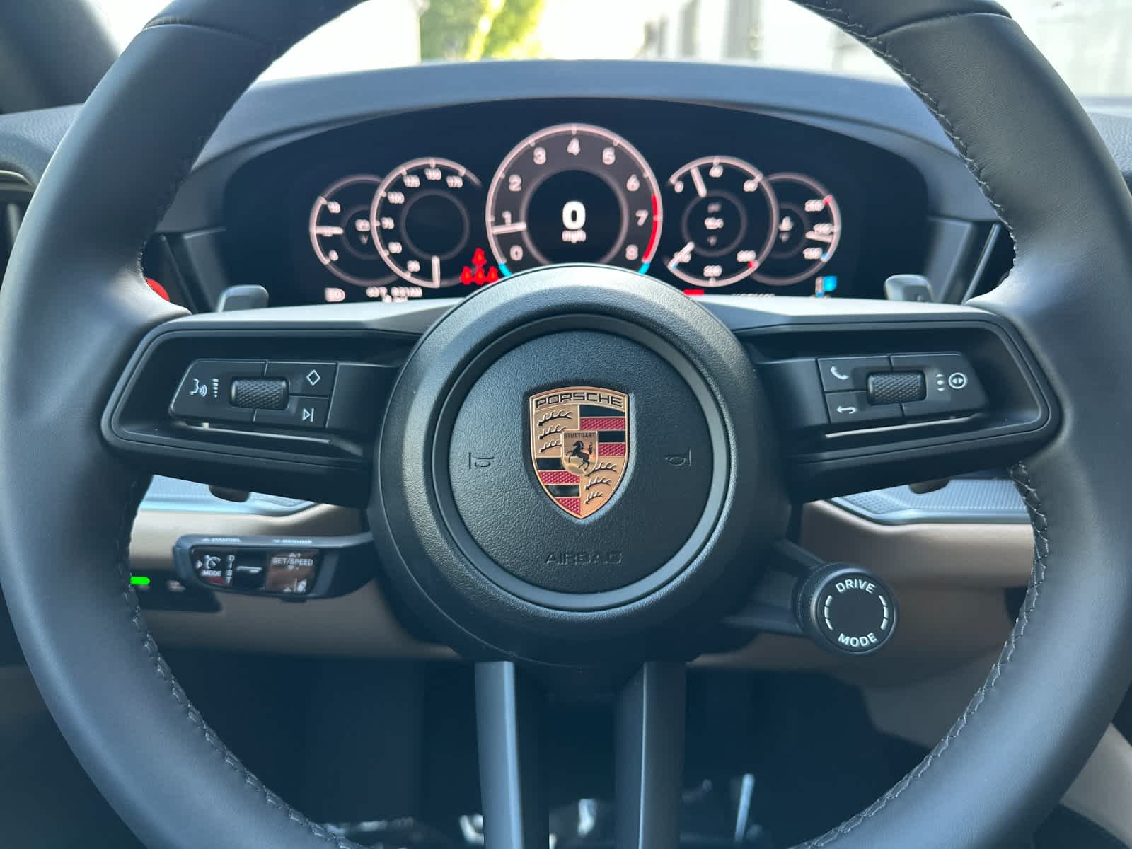 Thumbnail: 2026 Porsche Cayenne - 27
