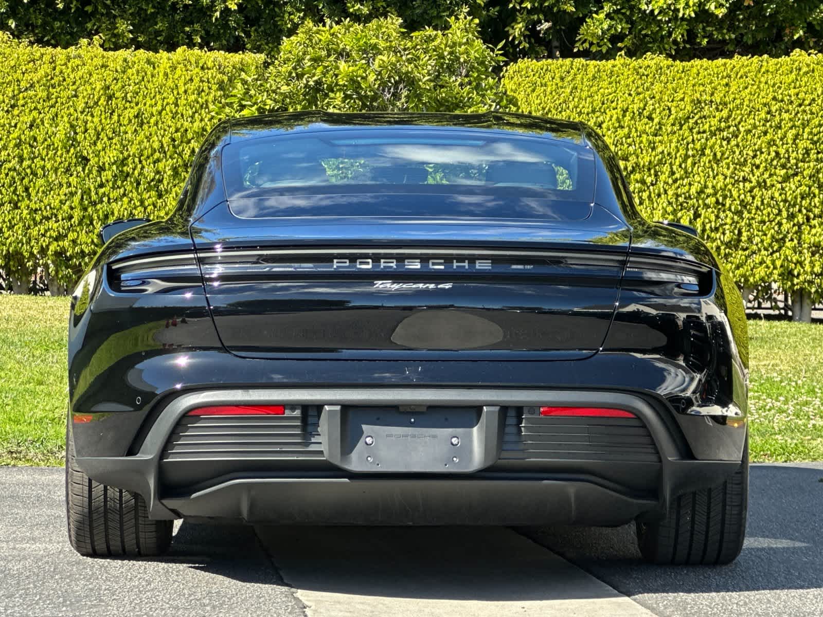 Thumbnail: 2026 Porsche Taycan - 7