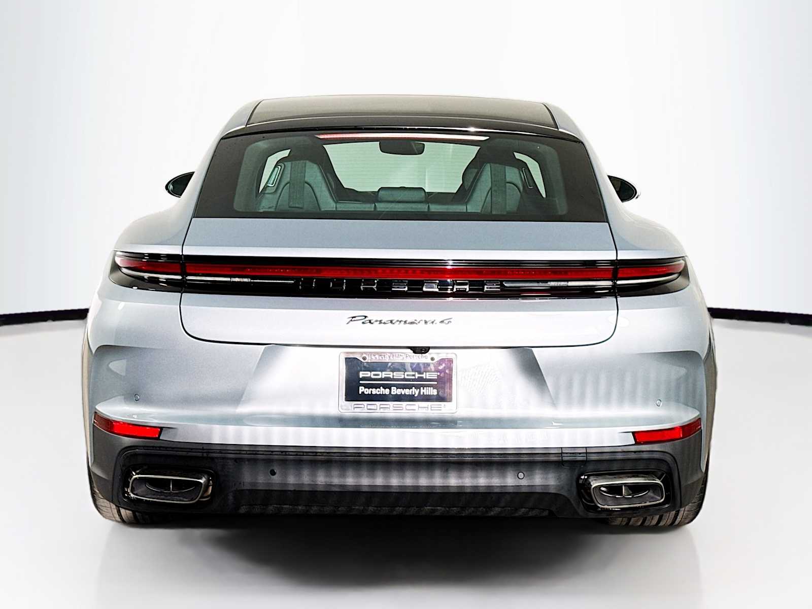 Thumbnail: 2026 Porsche Panamera - 10