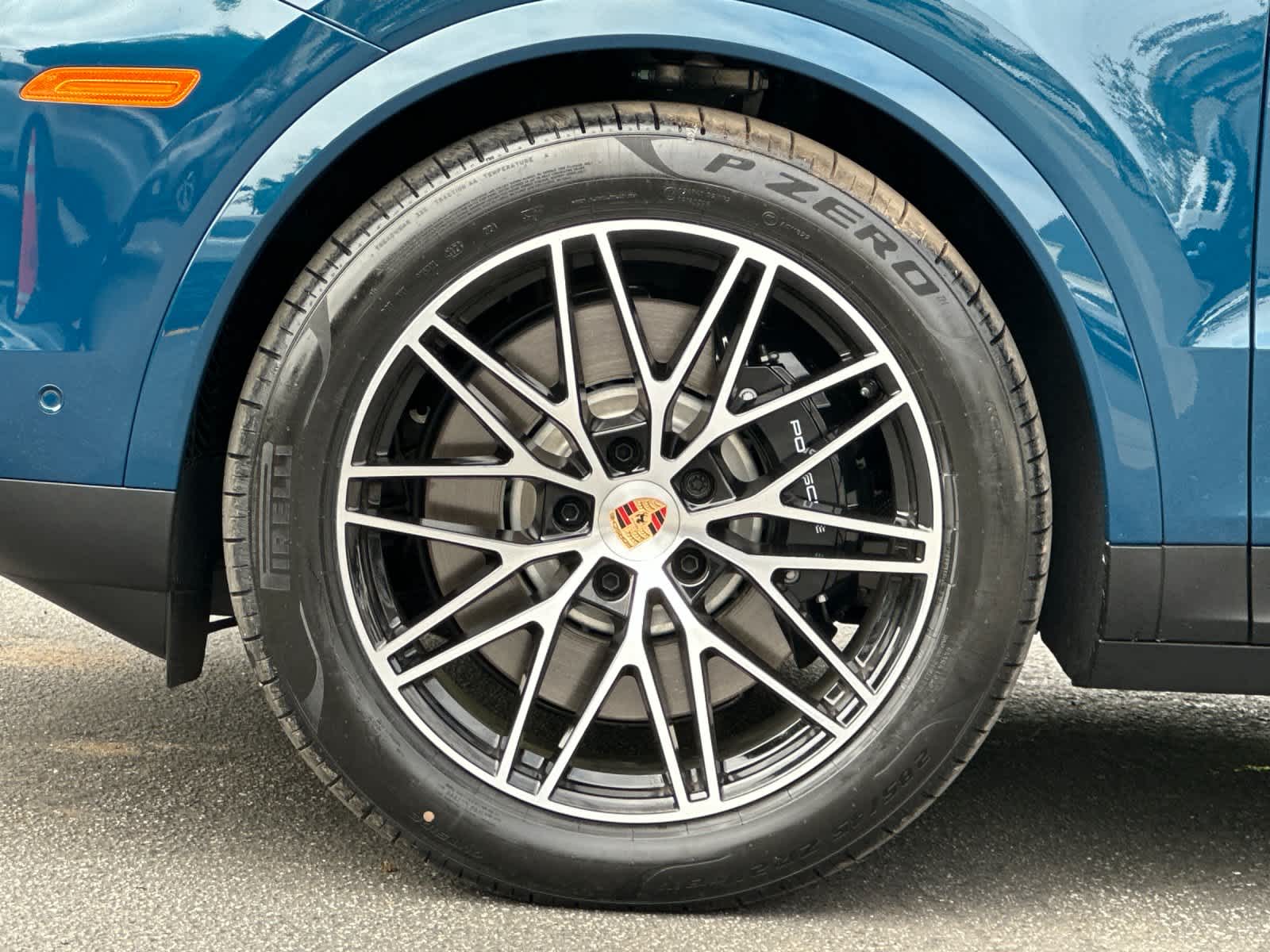 Thumbnail: 2025 Porsche Cayenne - 32