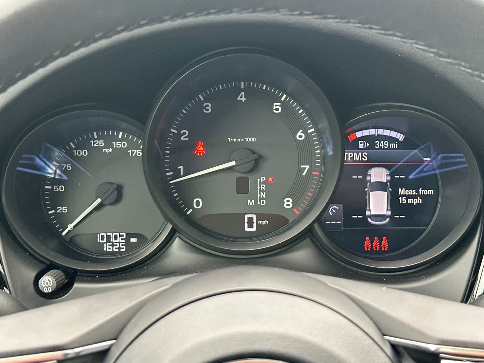 Thumbnail: 2025 Porsche Macan - 29