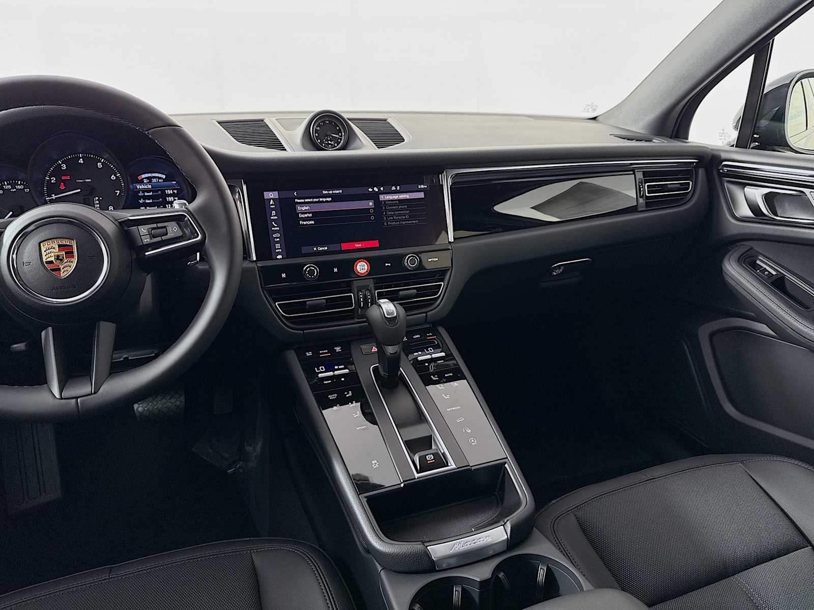 Thumbnail: 2026 Porsche Macan - 19