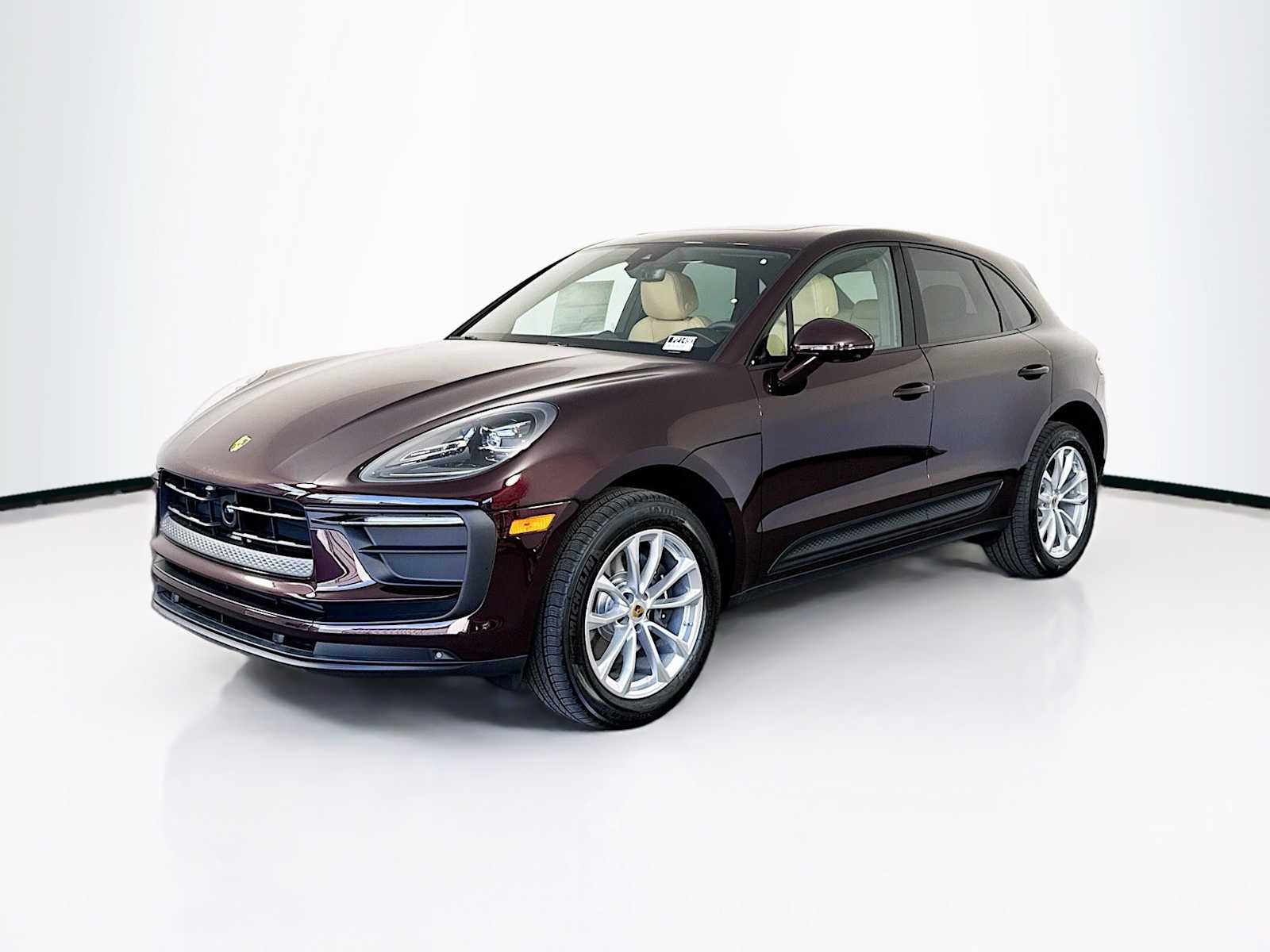 Thumbnail: 2026 Porsche Macan - 1