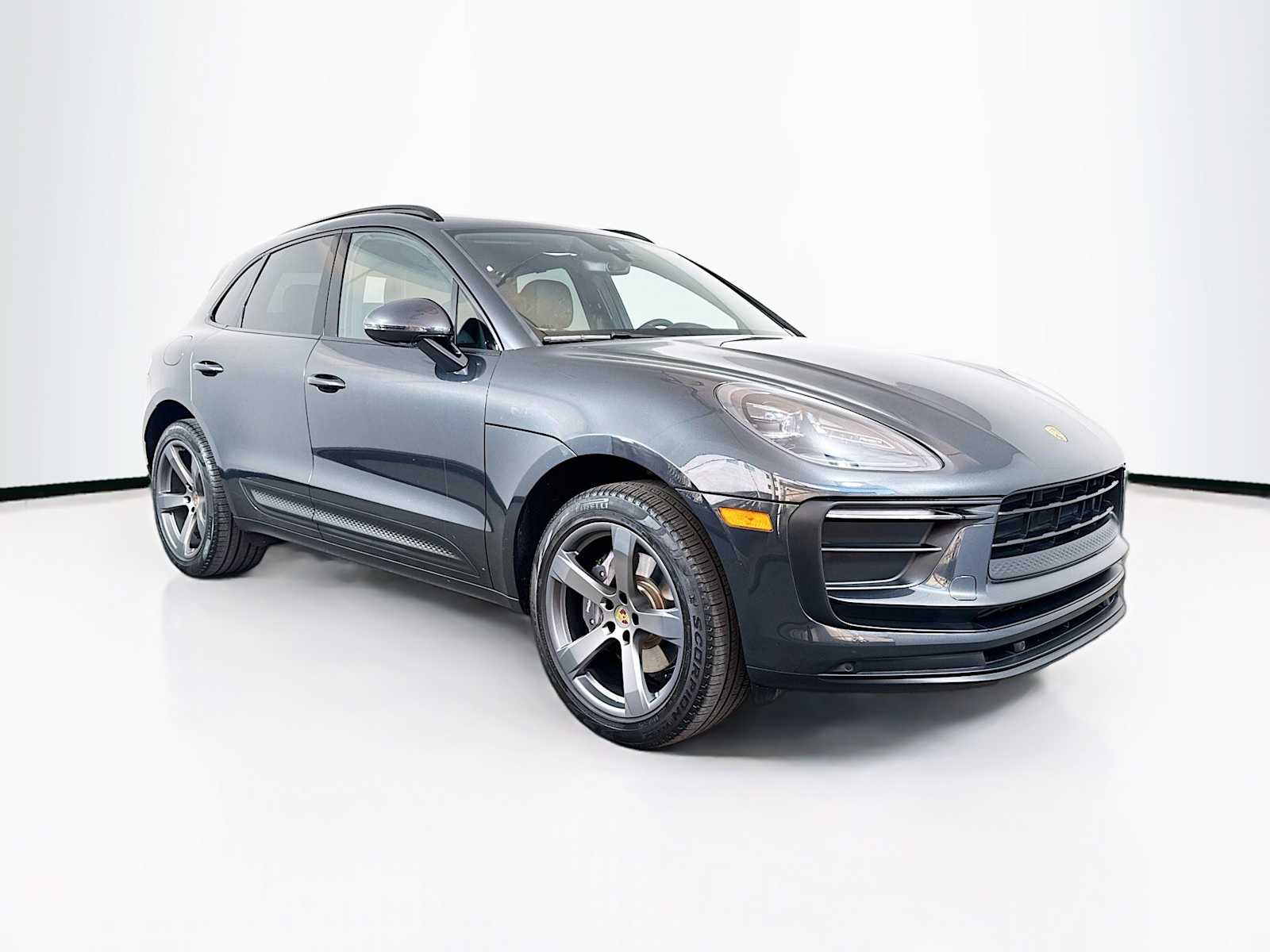 Thumbnail: 2022 Porsche Macan - 7