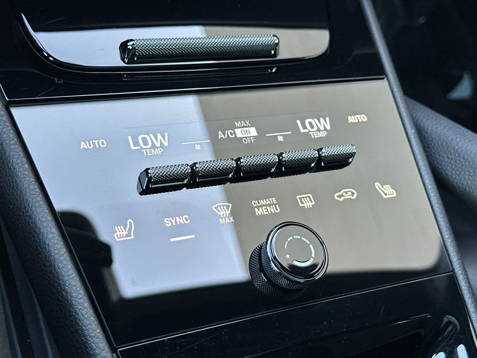 Thumbnail: 2025 Porsche Cayenne - 24