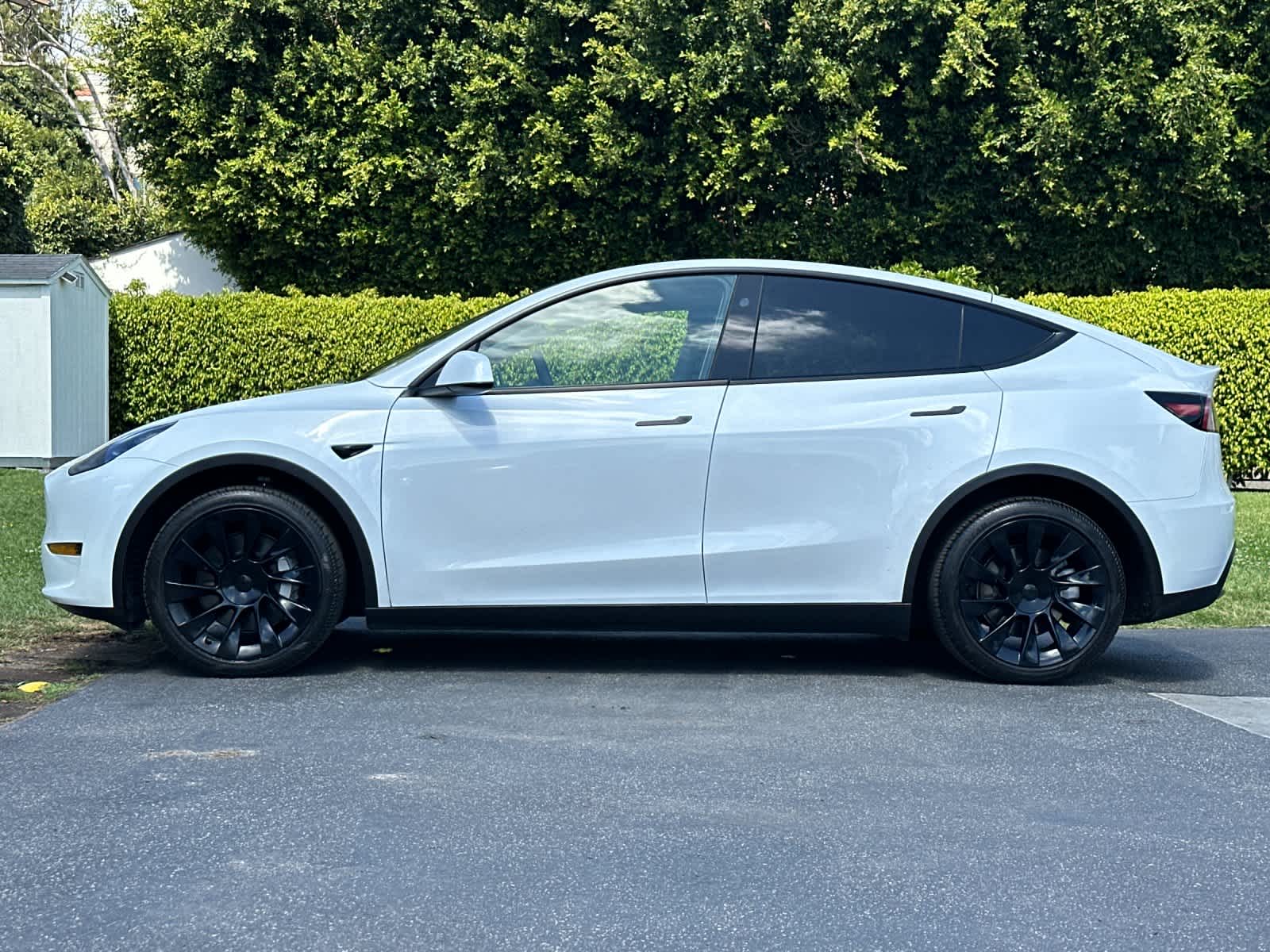 Thumbnail: 2024 Tesla Model Y - 2