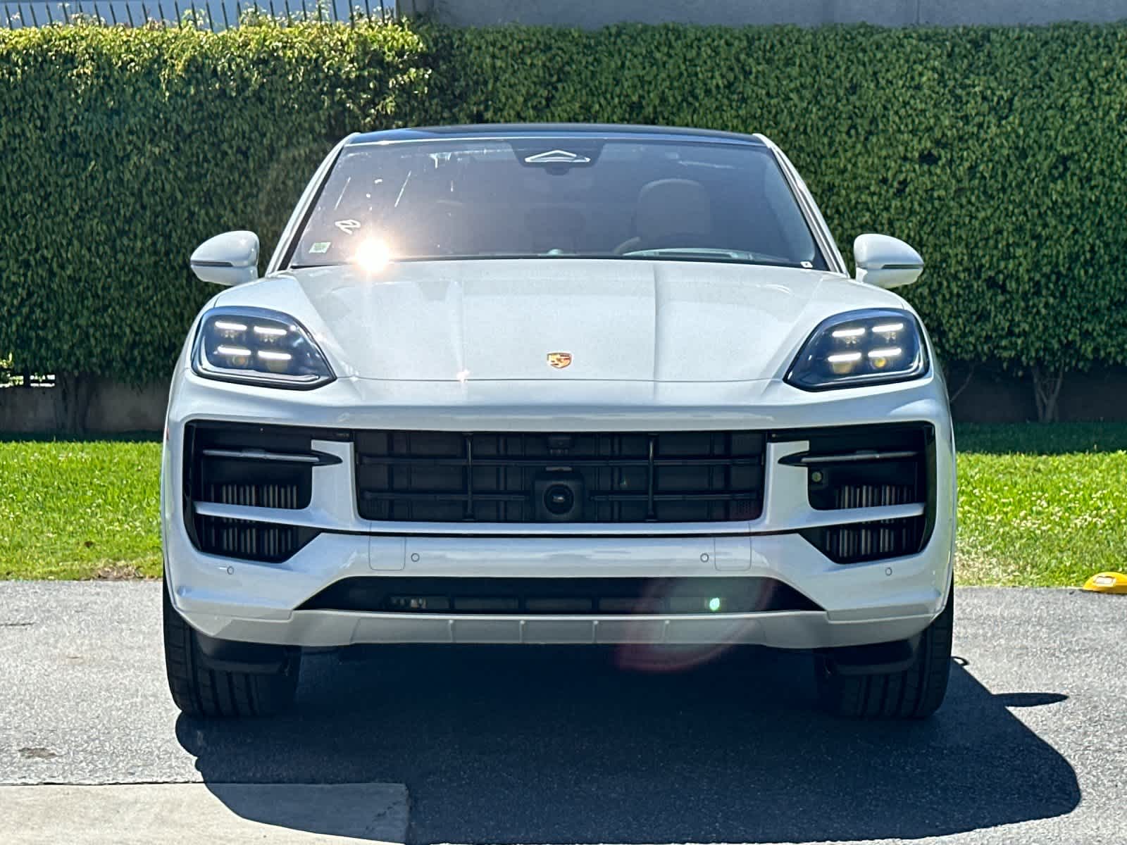 Thumbnail: 2026 Porsche Cayenne - 11