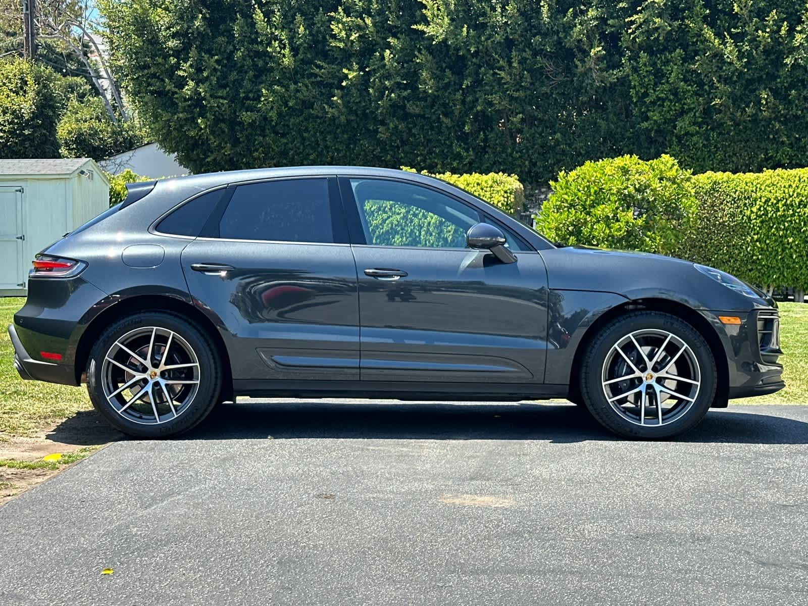 Thumbnail: 2025 Porsche Macan - 9