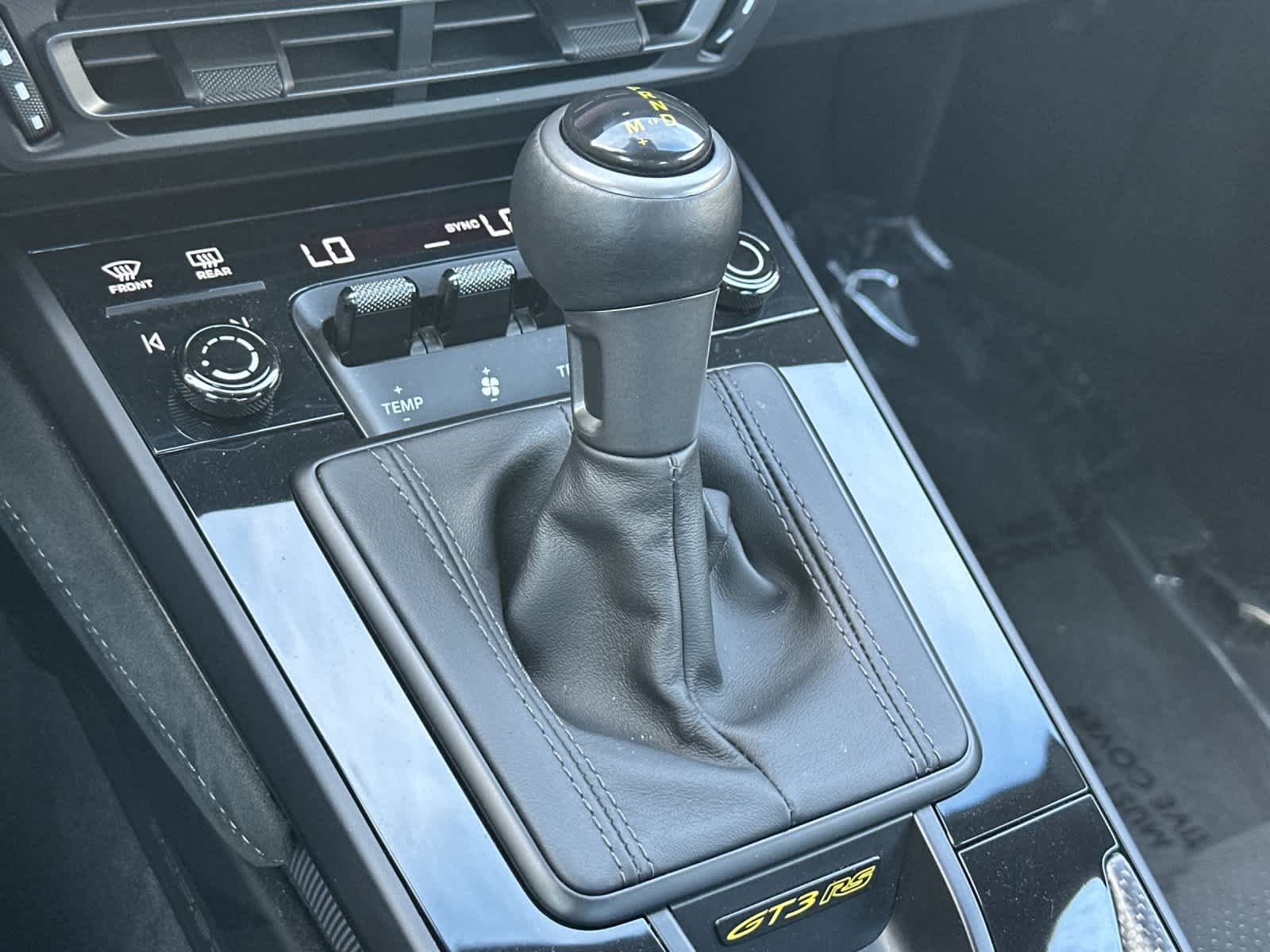 Thumbnail: 2025 Porsche 911 - 19