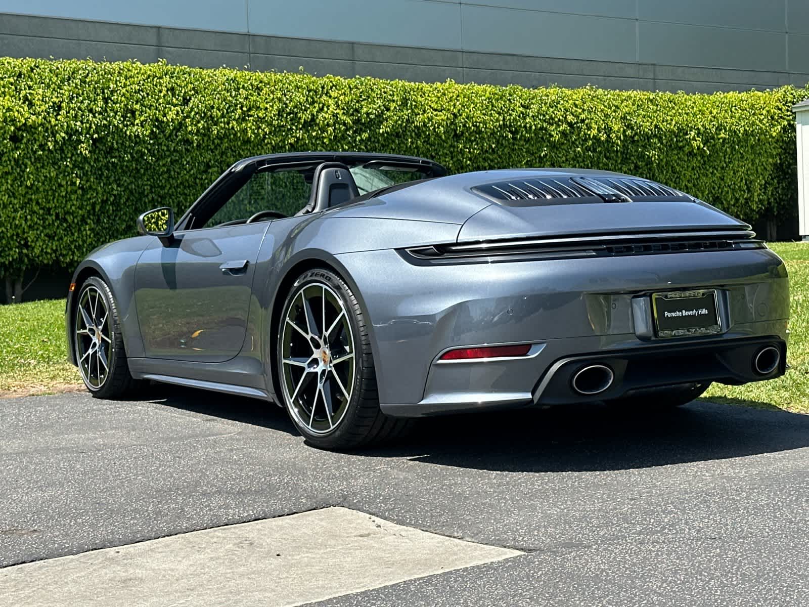 Thumbnail: 2026 Porsche 911 - 3