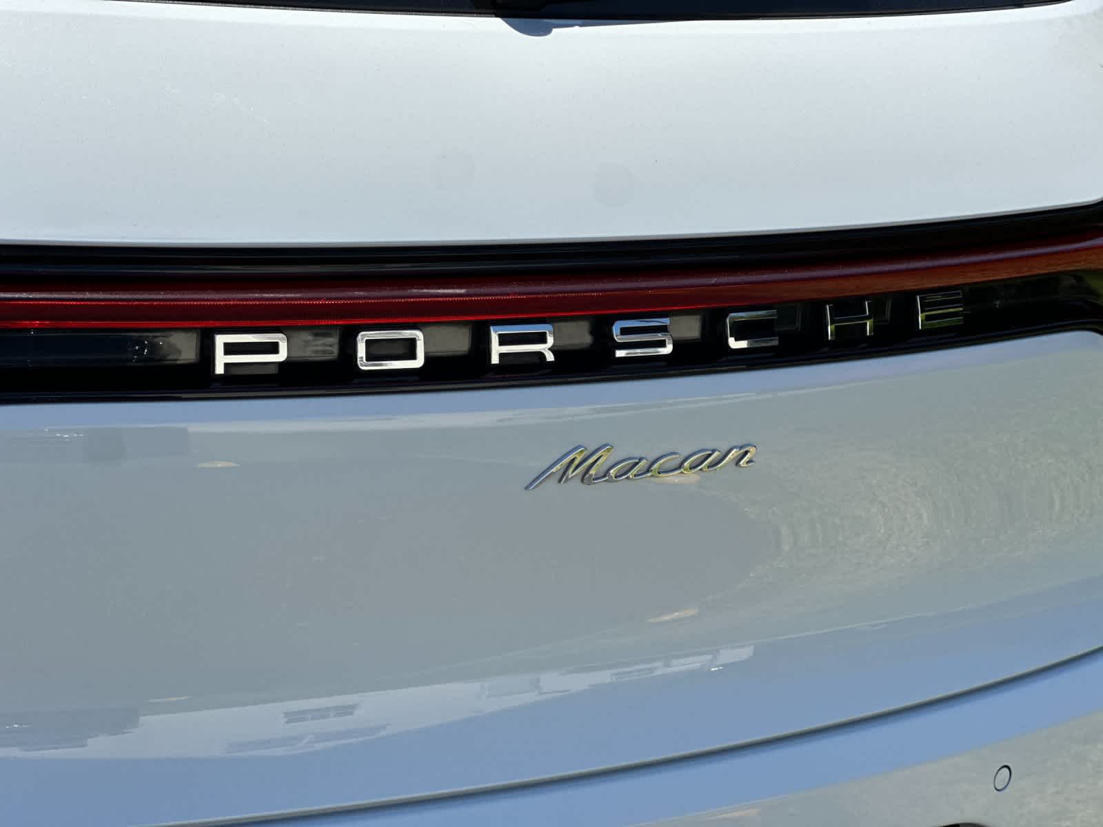 Thumbnail: 2019 Porsche Macan - 31