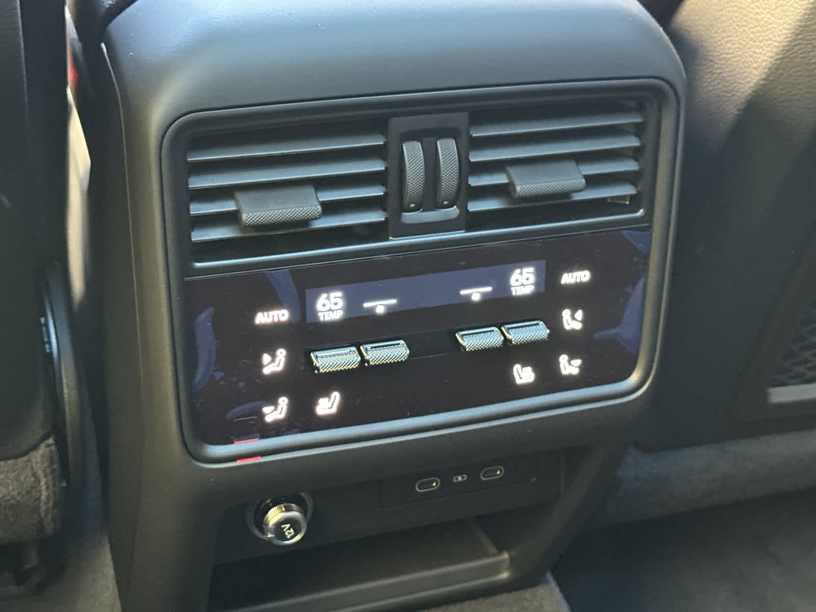 Thumbnail: 2026 Porsche Cayenne - 14