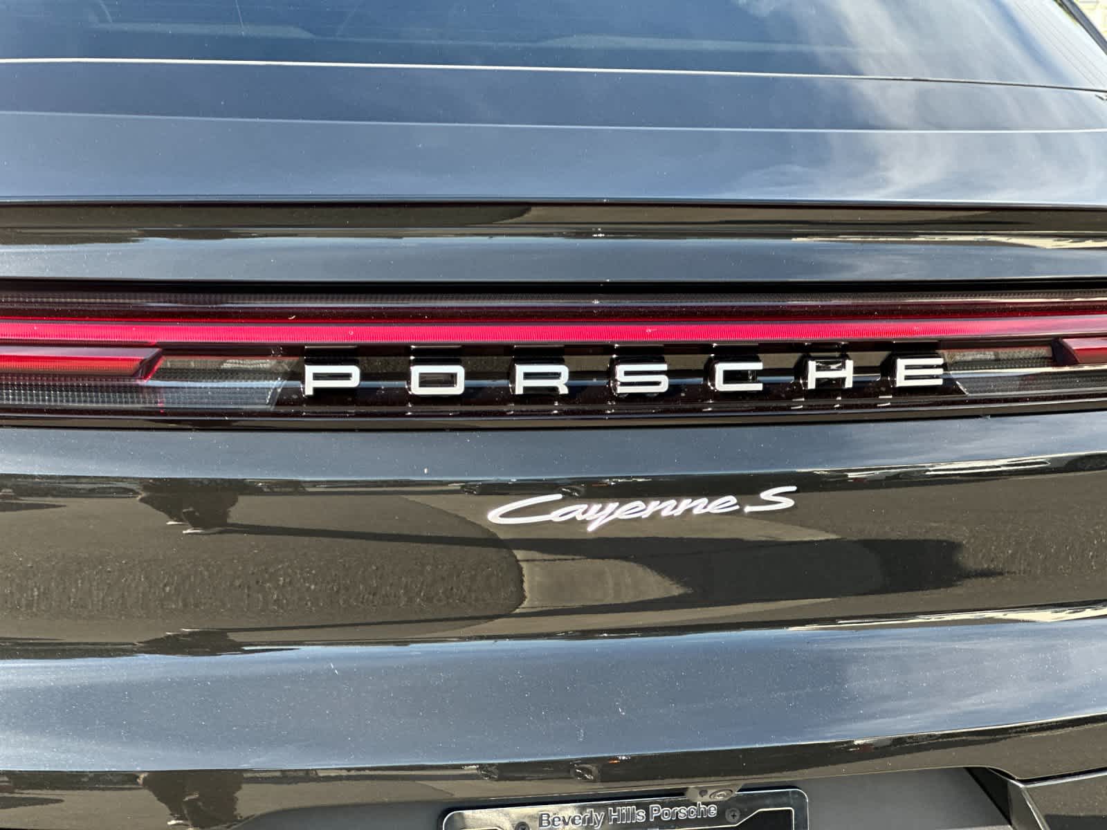 Thumbnail: 2026 Porsche Cayenne - 33