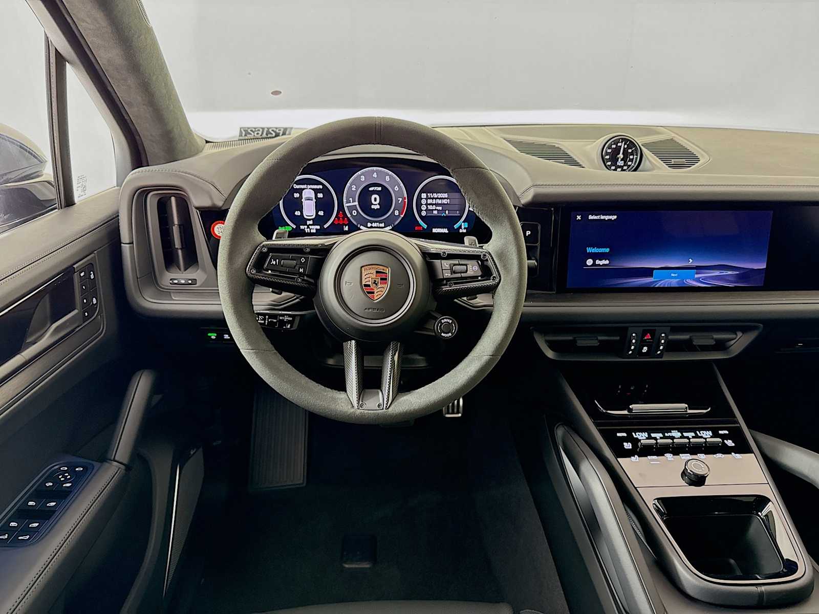 Thumbnail: 2026 Porsche Cayenne - 18