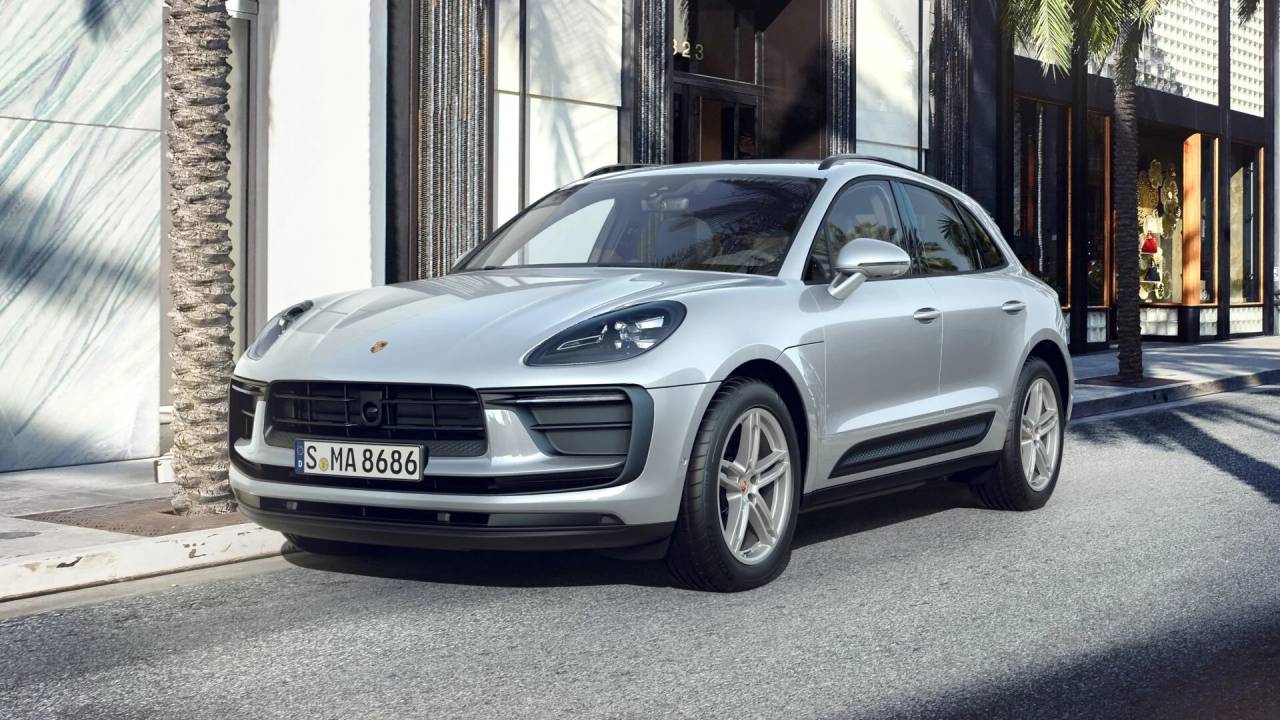 2025 Porsche Macan Base
